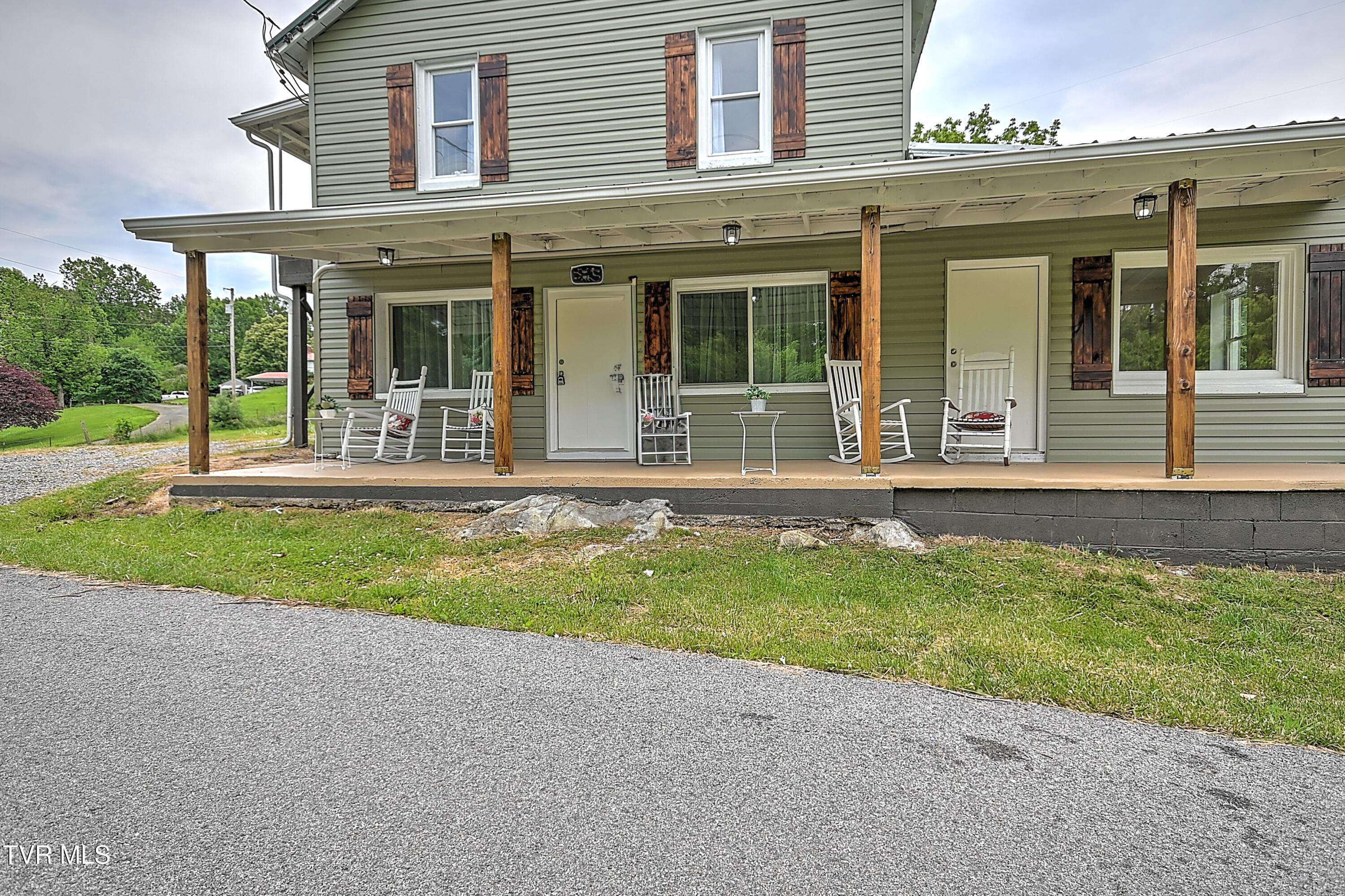 260 Buttermilk Road Property Photo