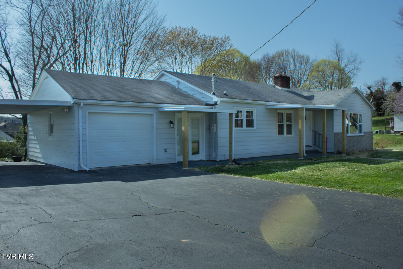 2400 Bradley Street Property Photo