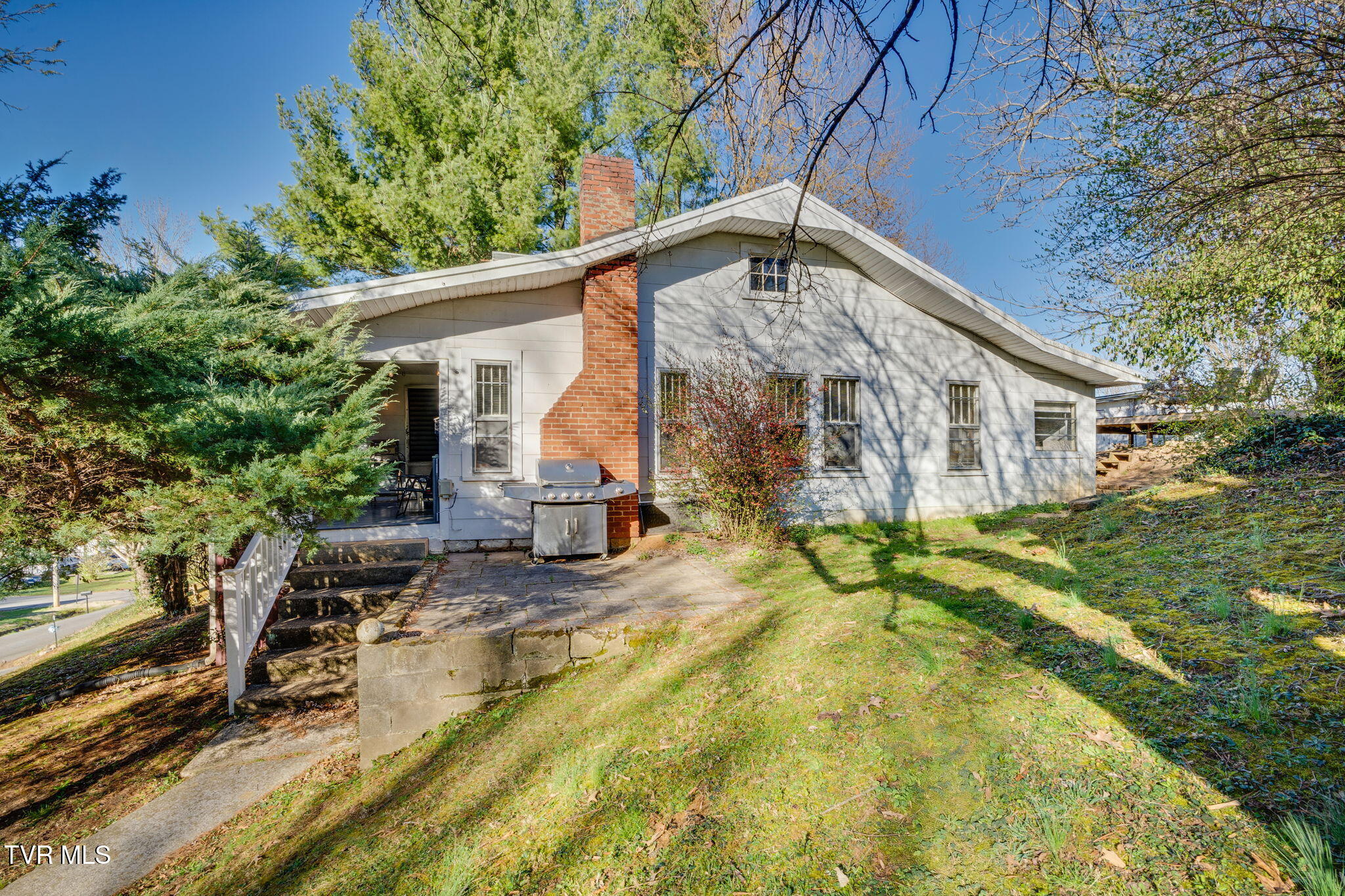 806 Beech Street Property Photo