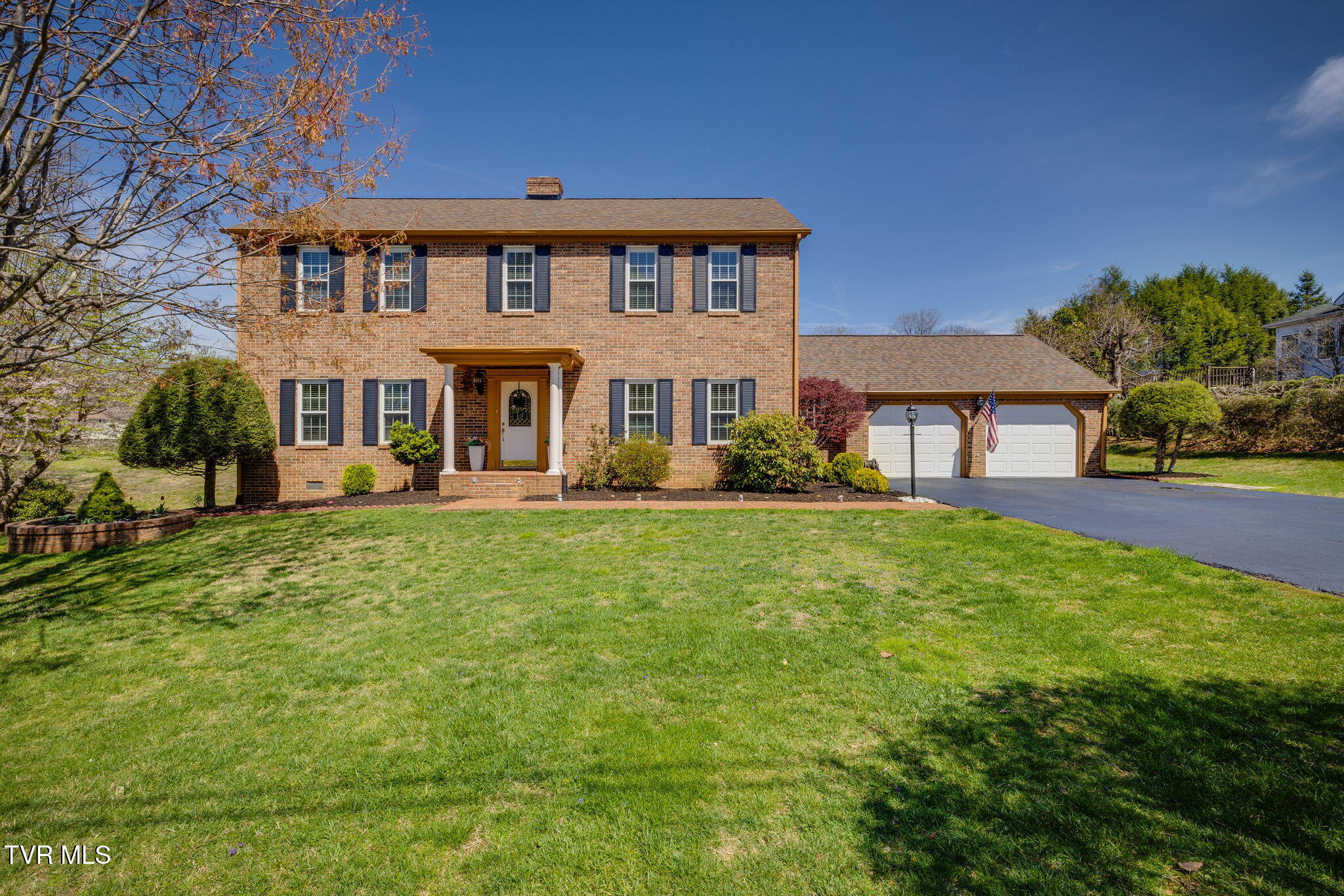 708 Westwood Drive Property Photo