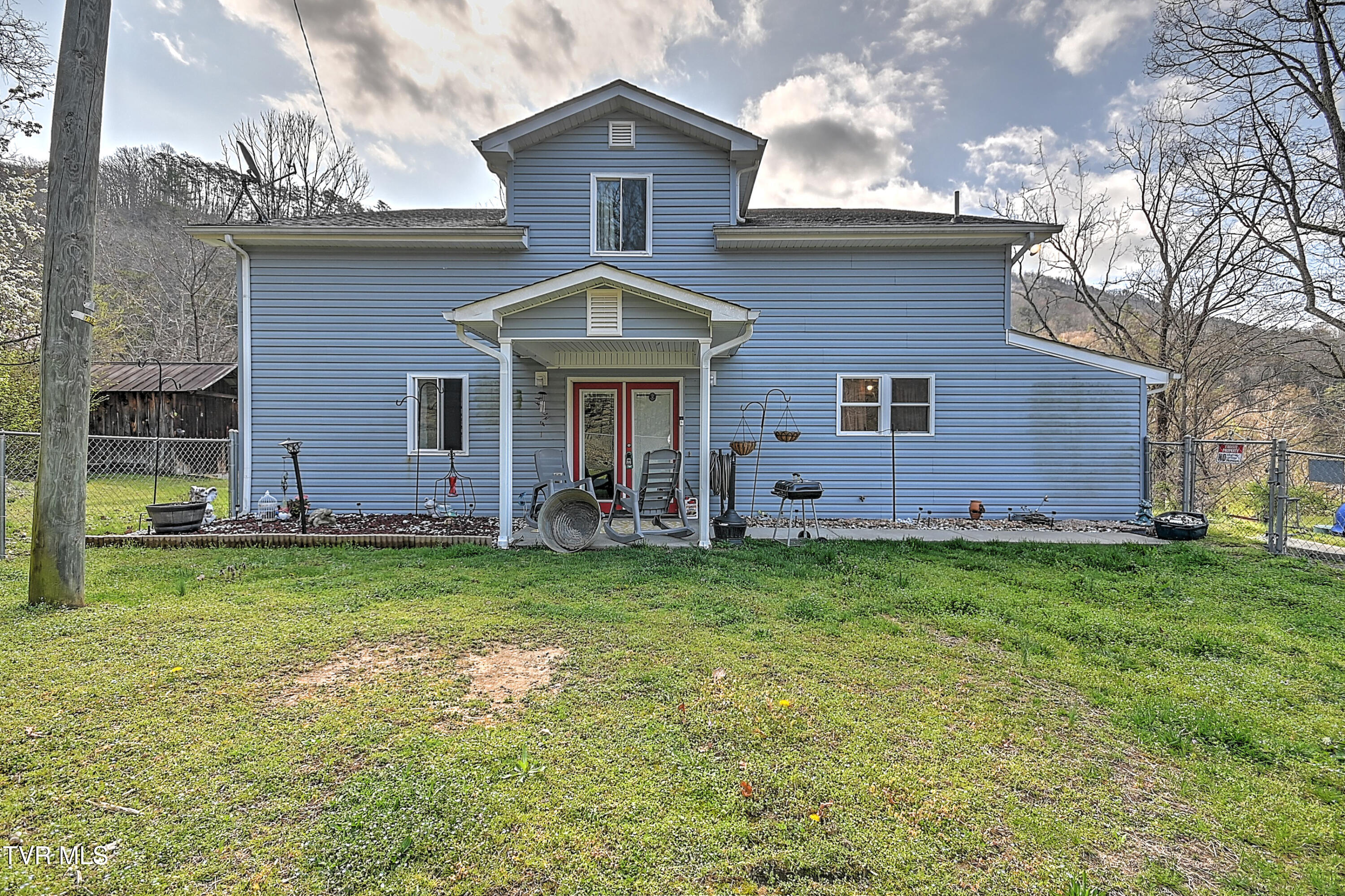 28375 Poor Valley Road Property Photo
