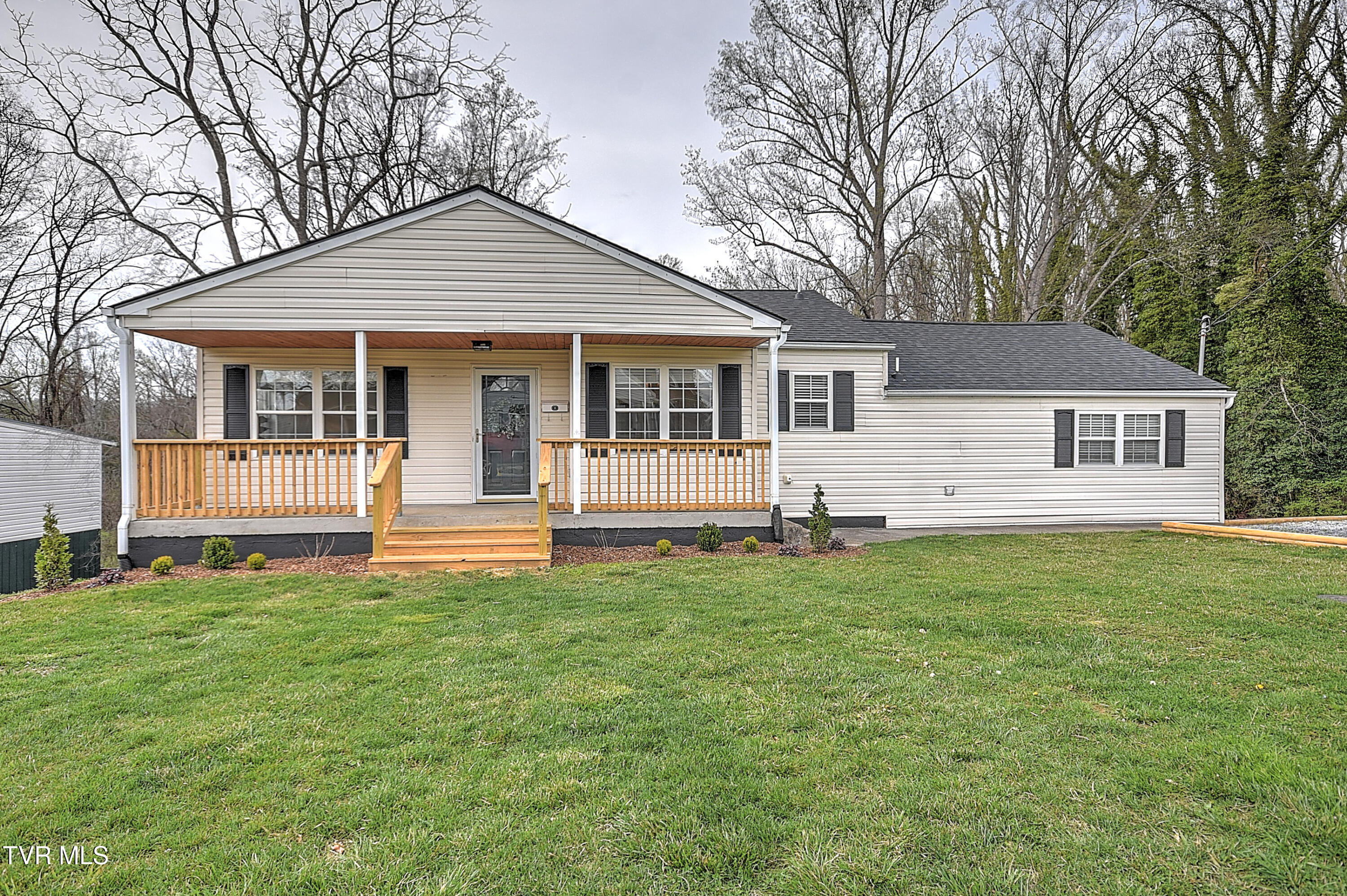 1059 Prospect Avenue Property Photo 1