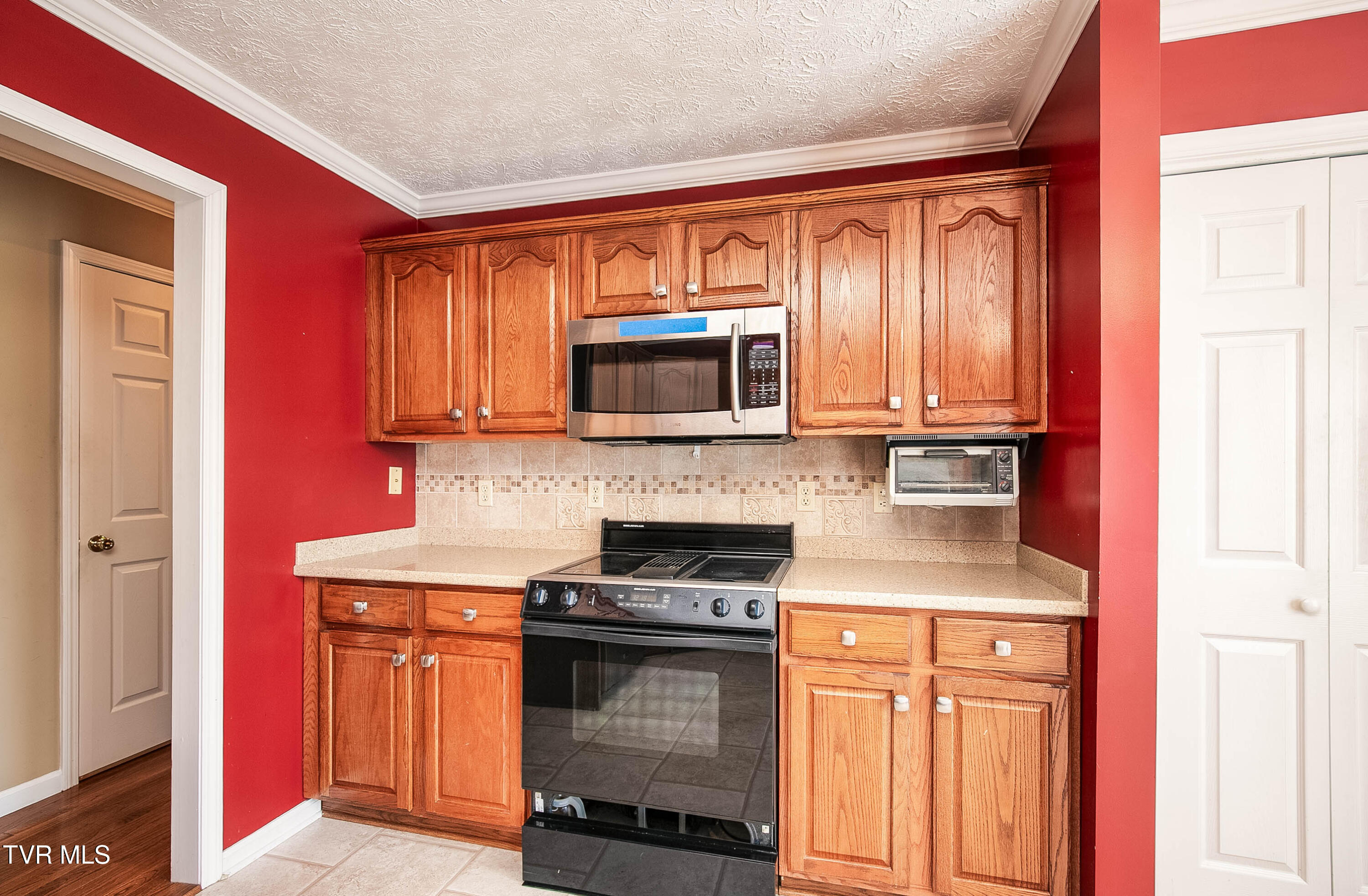 752 West Valley Drive Property Photo 13