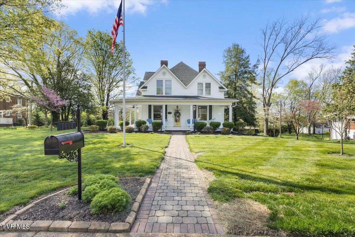 1604 Morningside Drive Property Photo 1