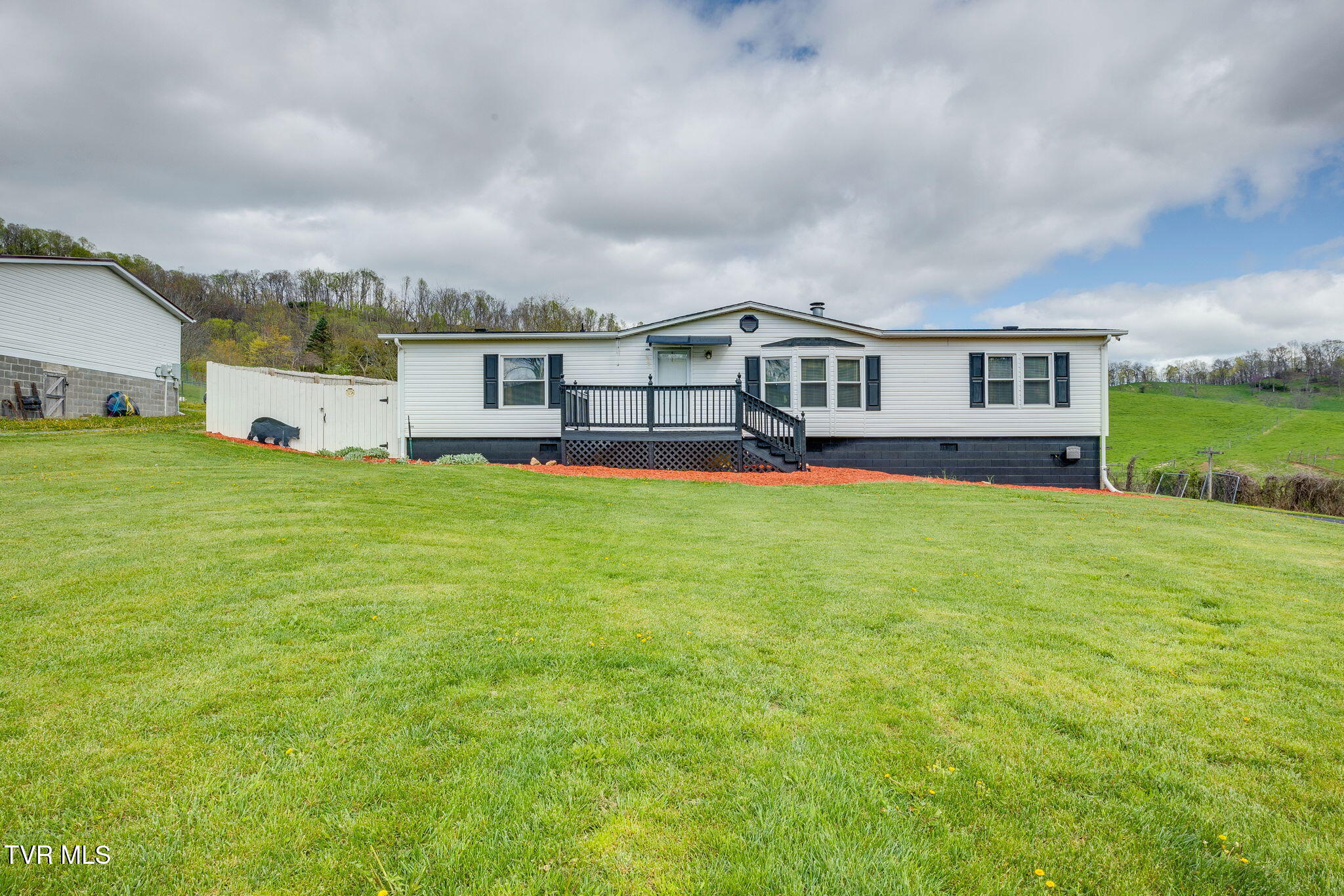 13523 Reedy Creek Road Property Photo