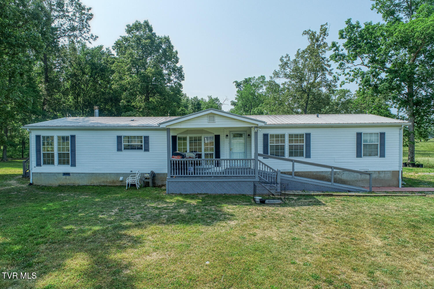4135 Ottway Road Property Photo