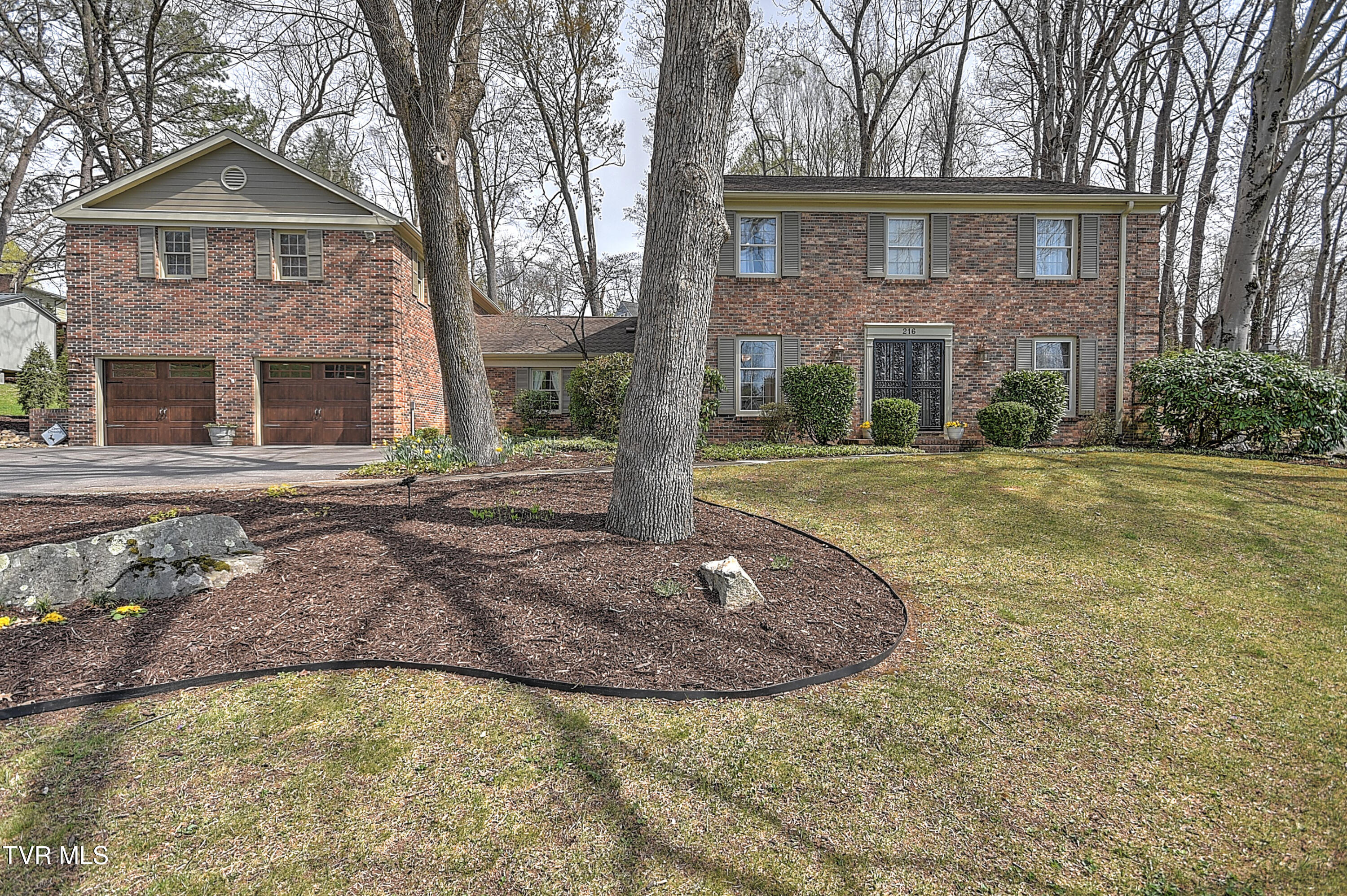216 Forest Hills Drive Property Photo