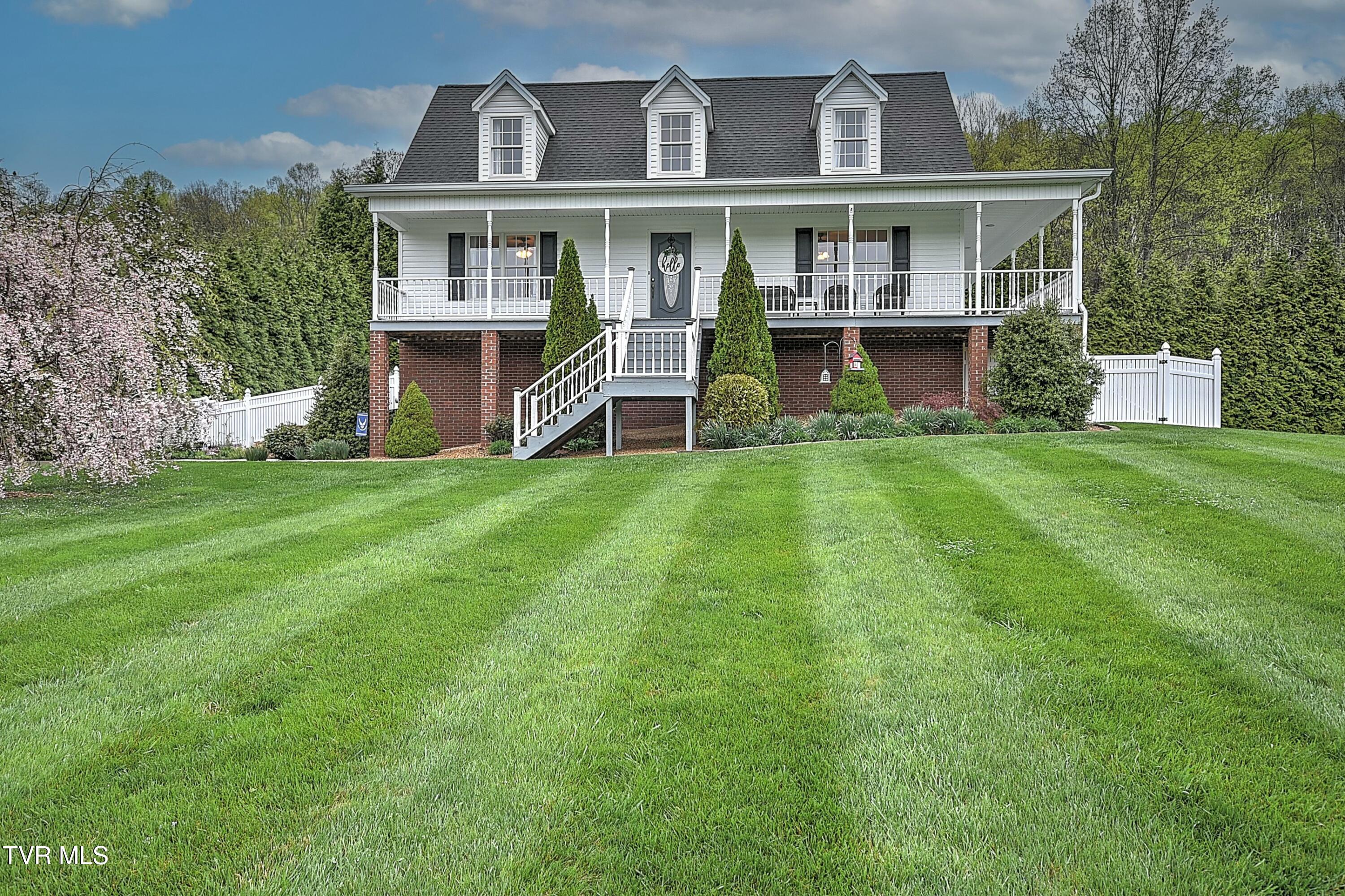 120 Sunnyfield Drive Drive Property Photo