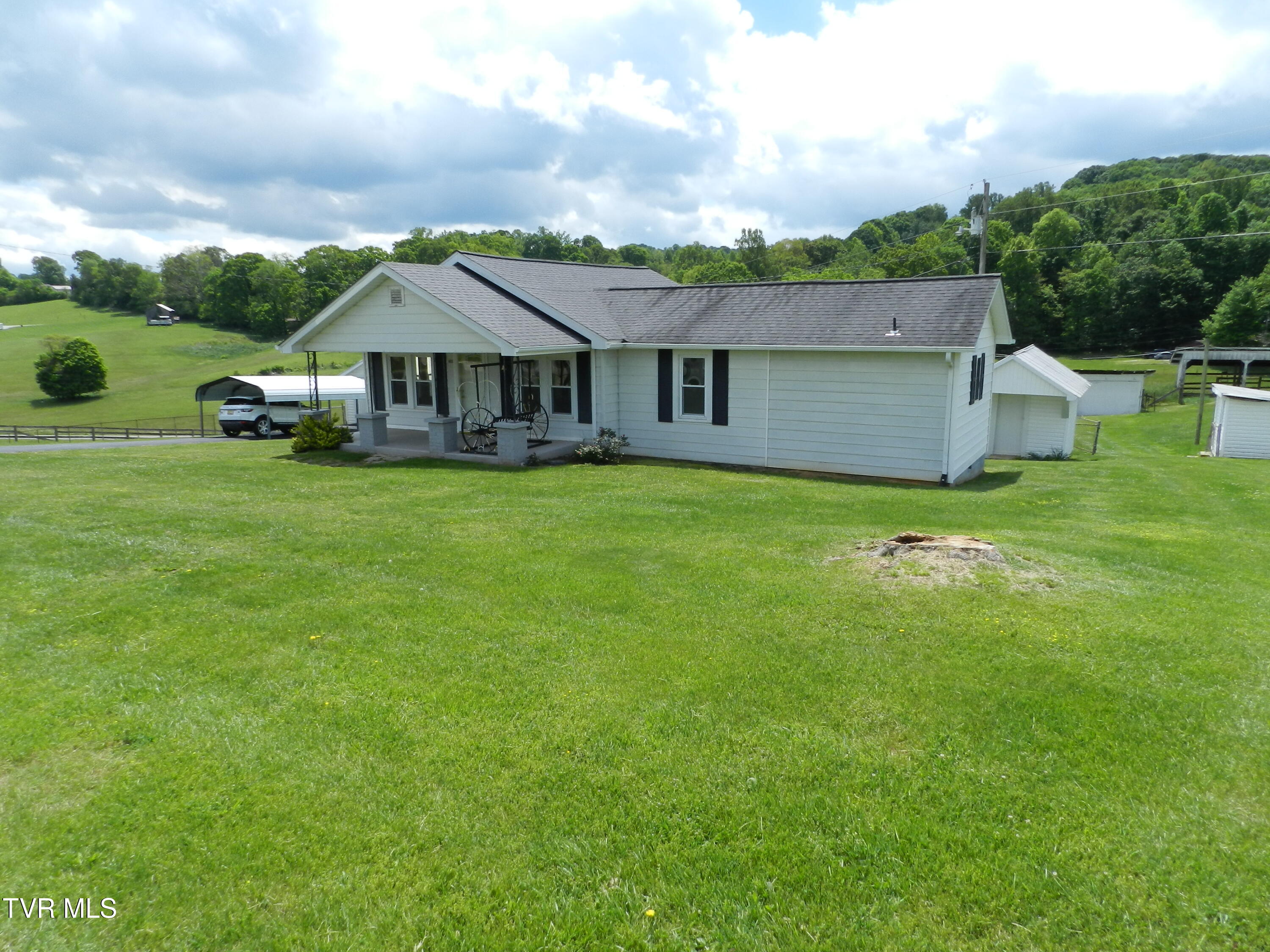 14930 Kingsport Highway Property Photo 1