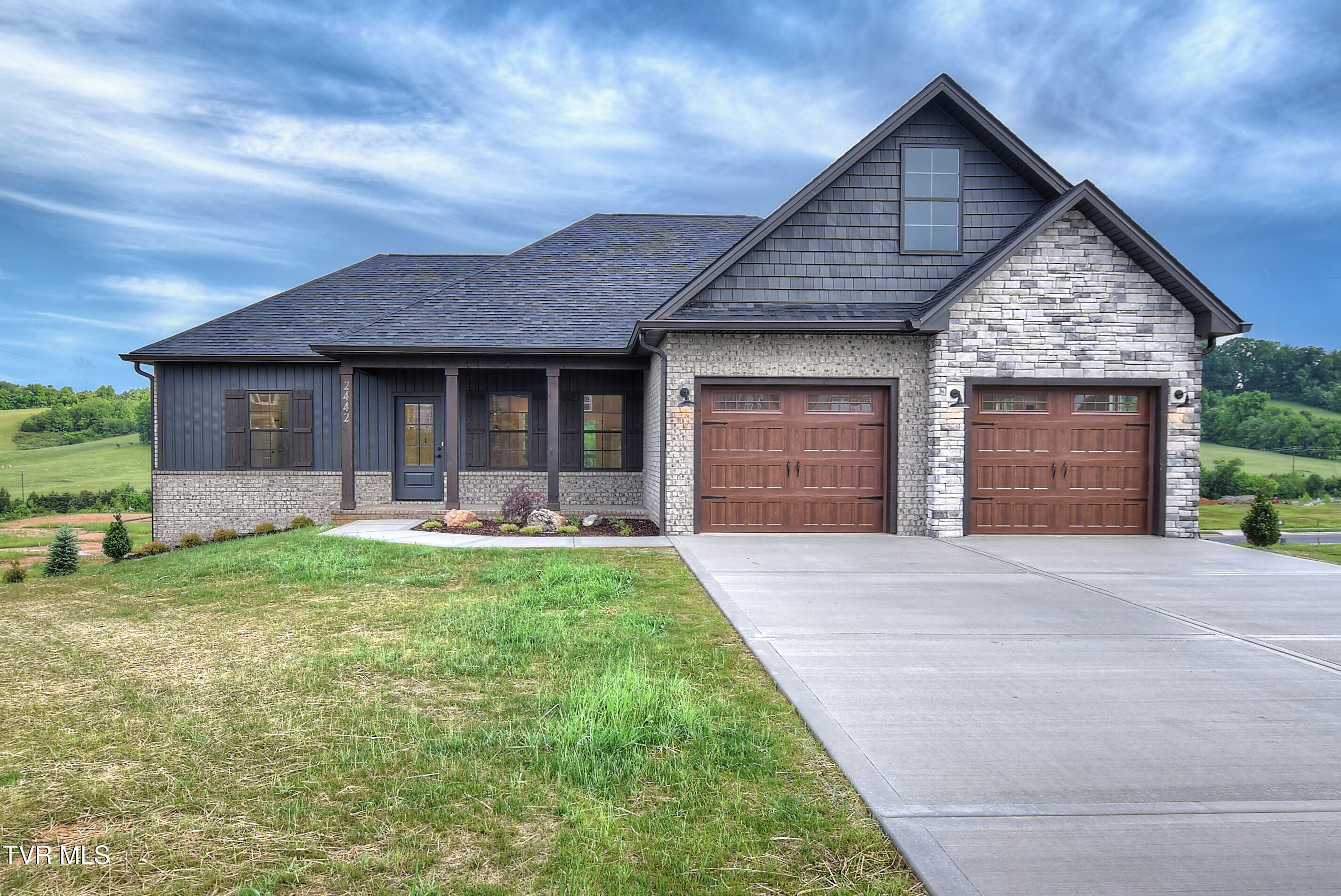 2442 Haystack Circle Property Photo 1
