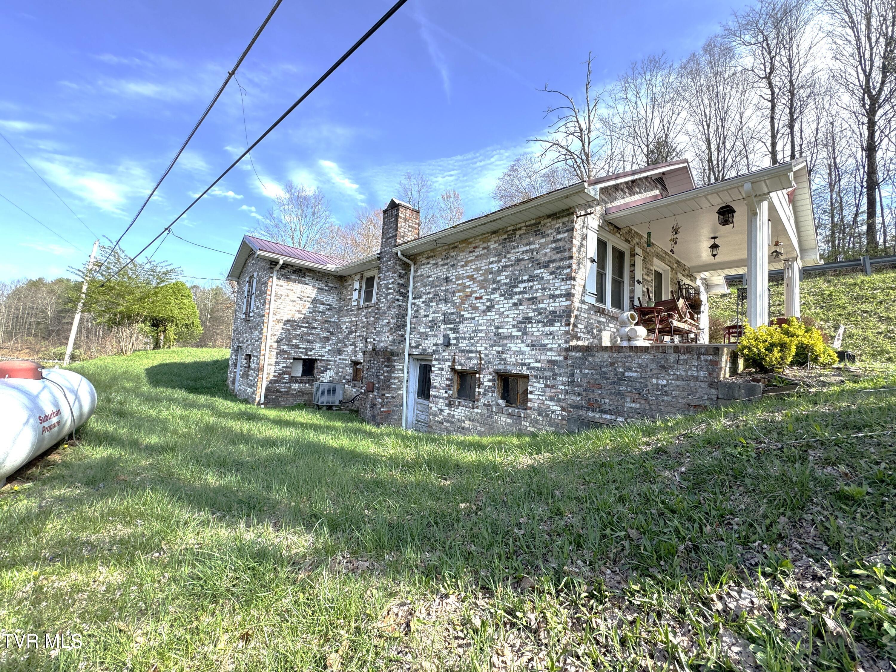 5507 Thackers Branch Road Property Photo