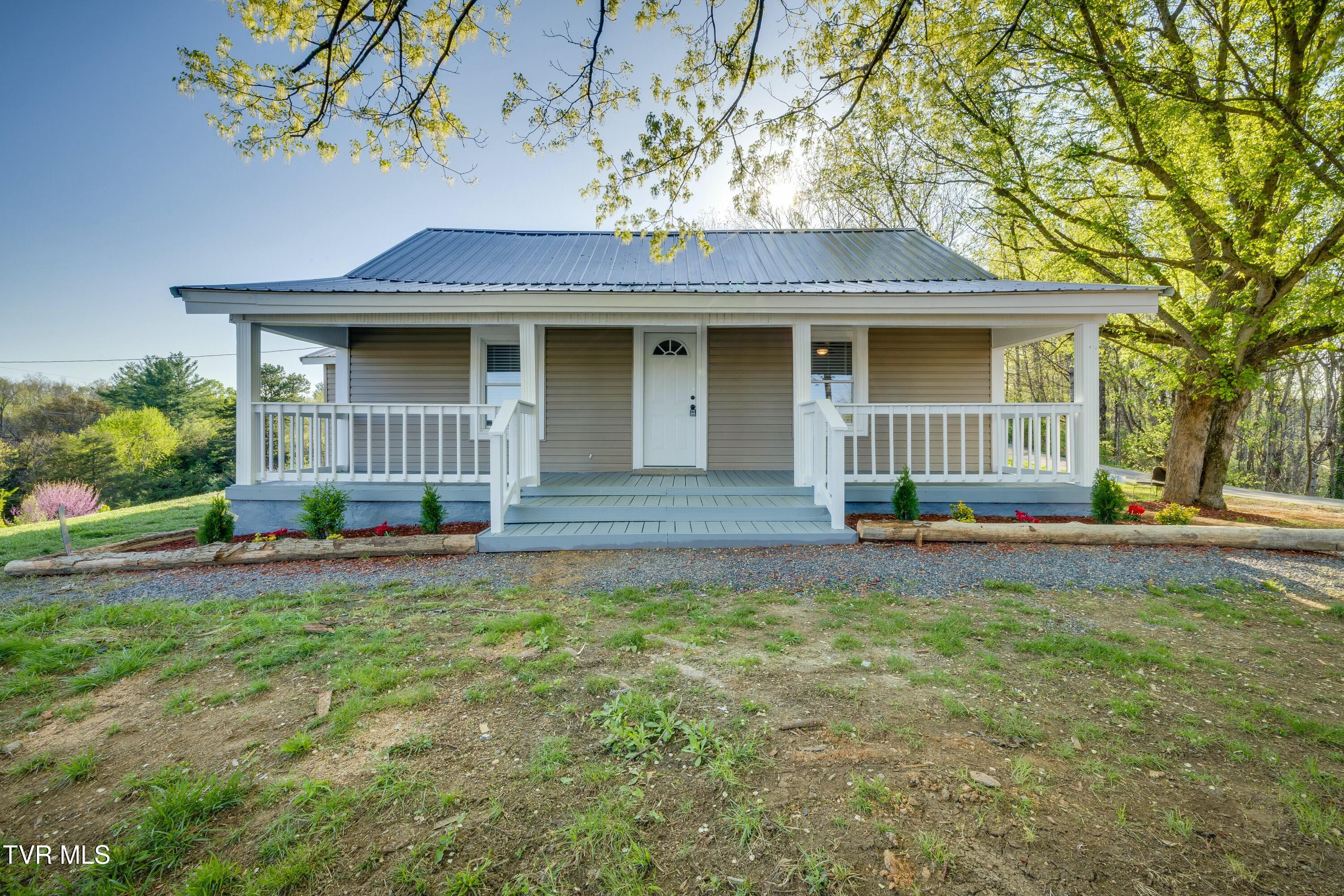290 Brookside Drive Property Photo