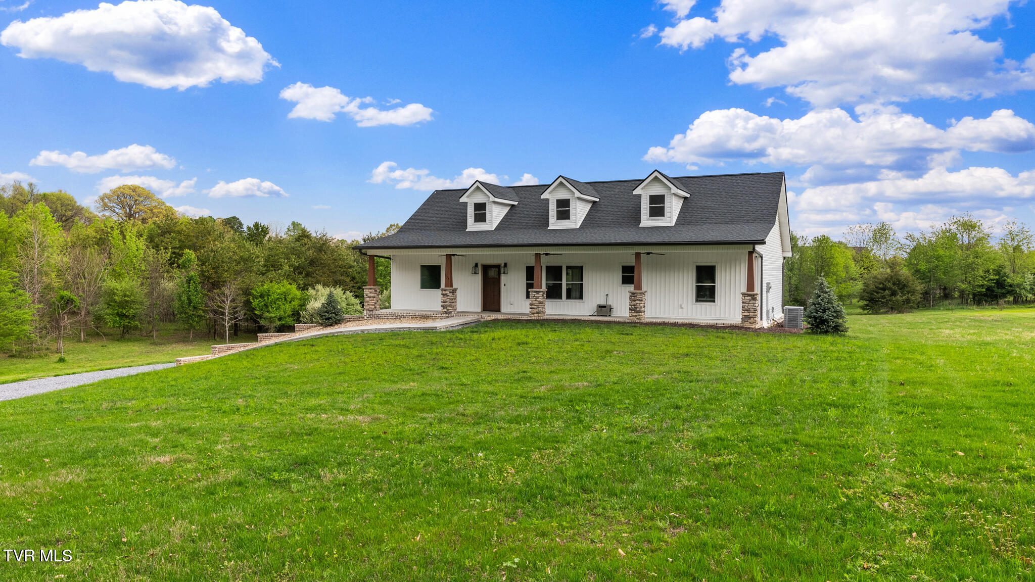 335 Bonne Vista Drive Property Photo 10