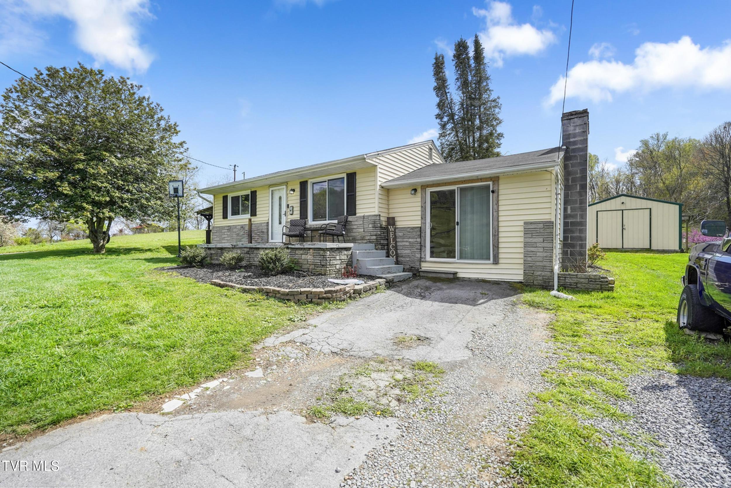 19482 Pairgin Road Property Photo