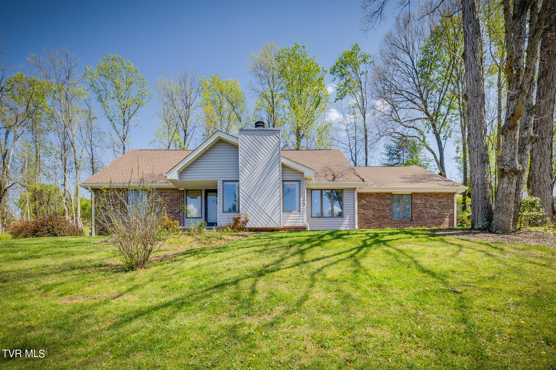 1209 White Street Property Photo