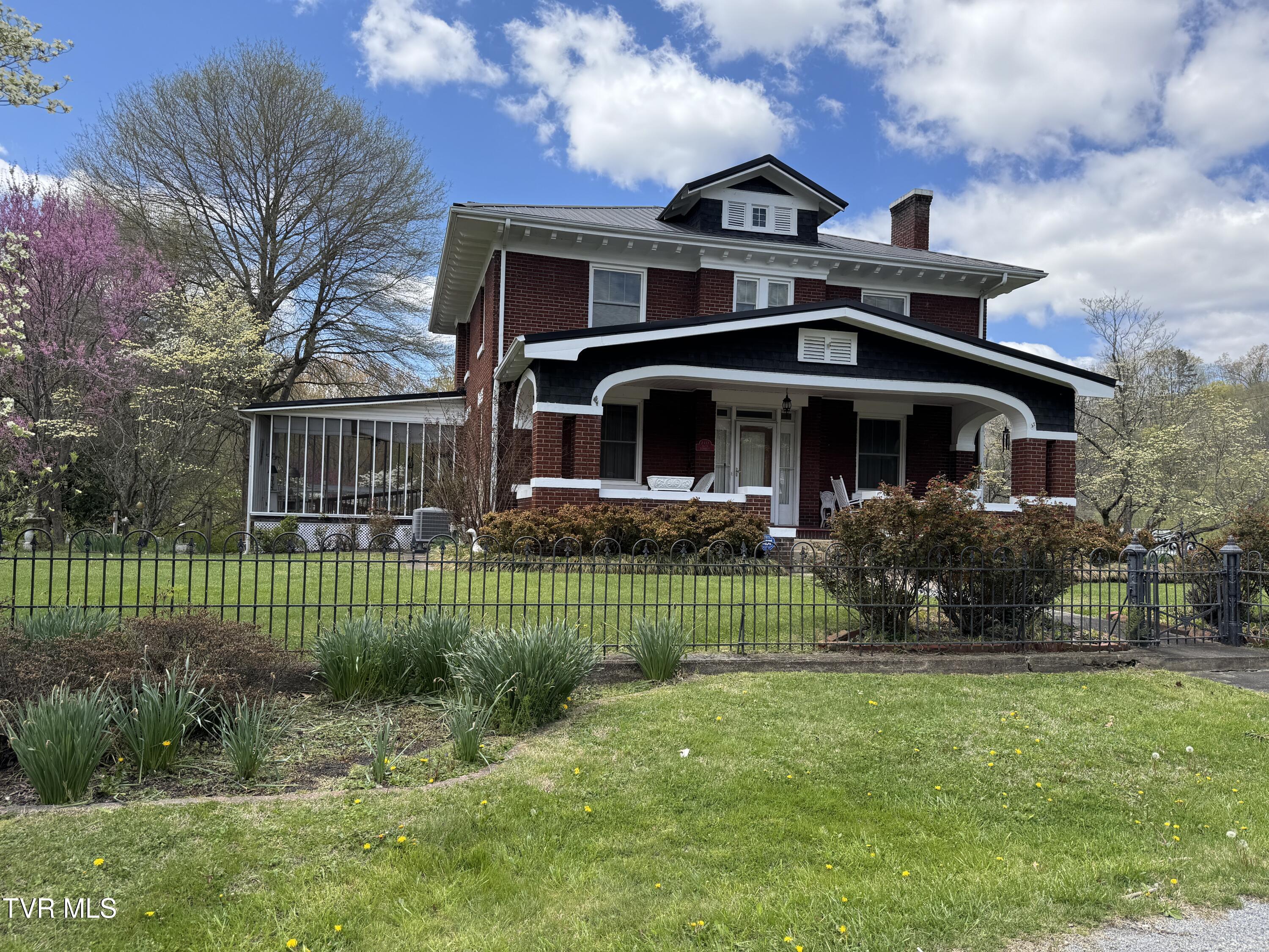 2117 Alto Street Property Photo