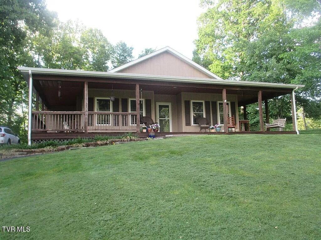 123 Rose Hill Drive Property Photo
