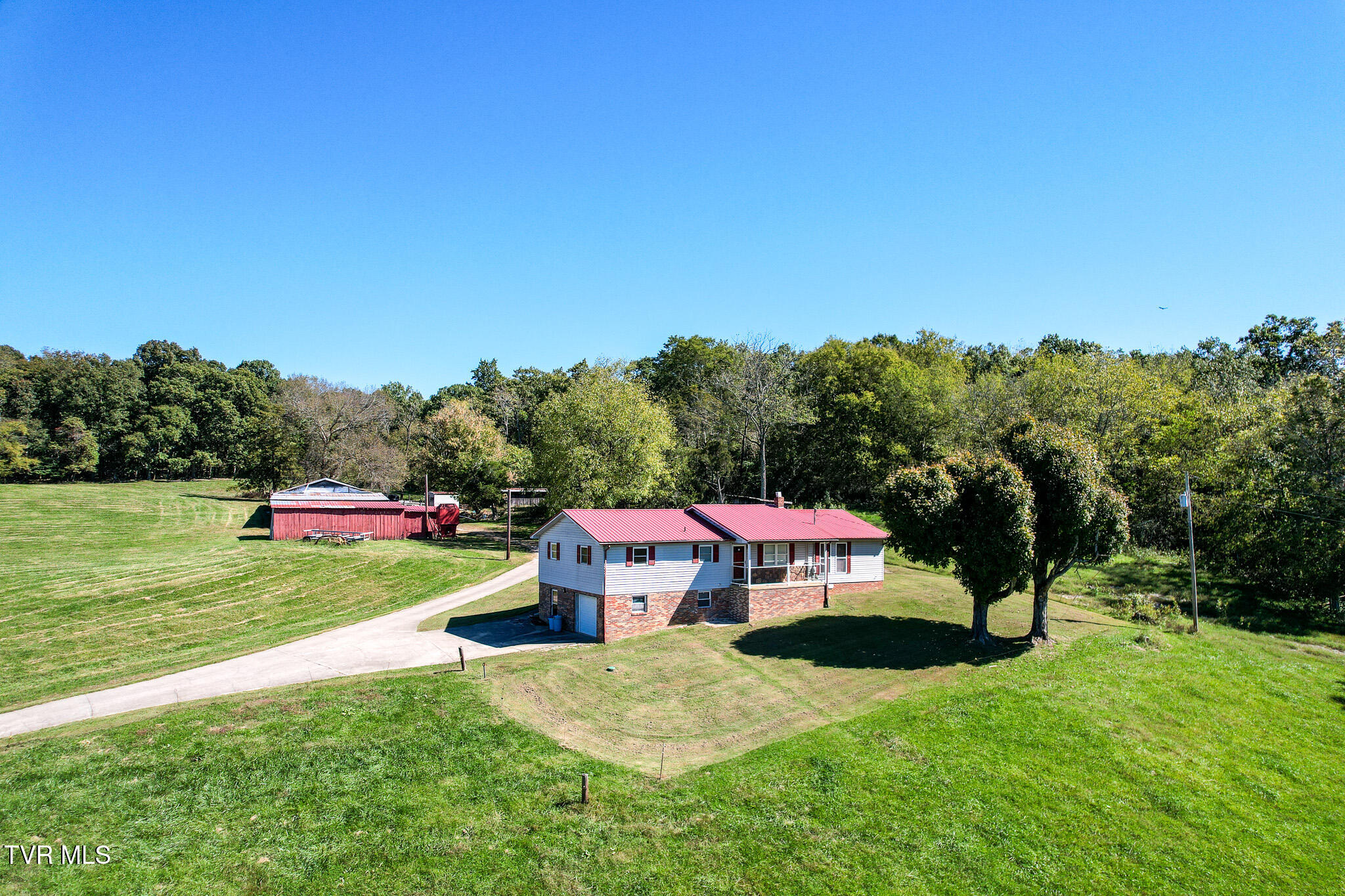 80 Possum Creek Road Property Photo 1