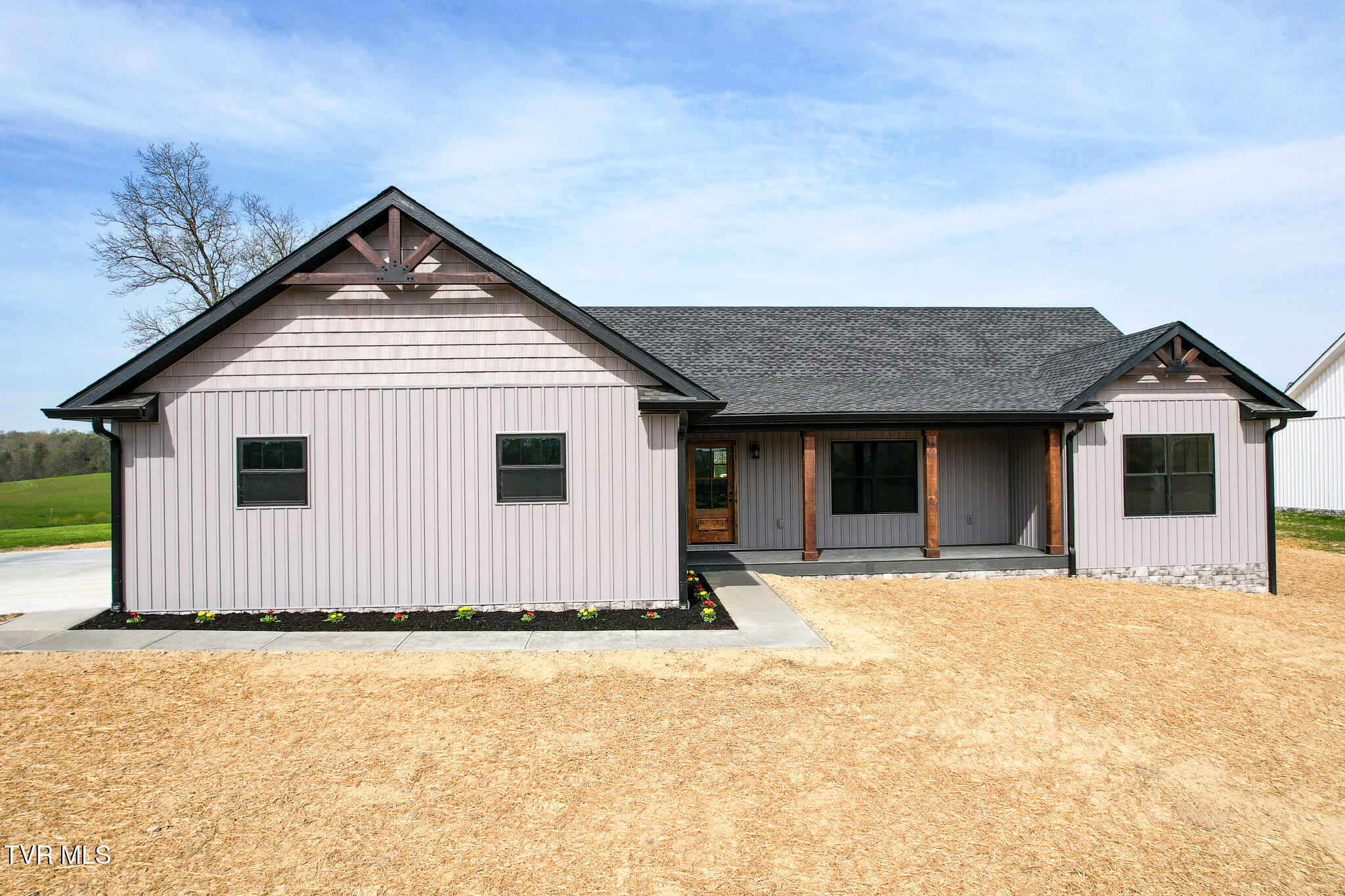 4245 John Graham Road Property Photo