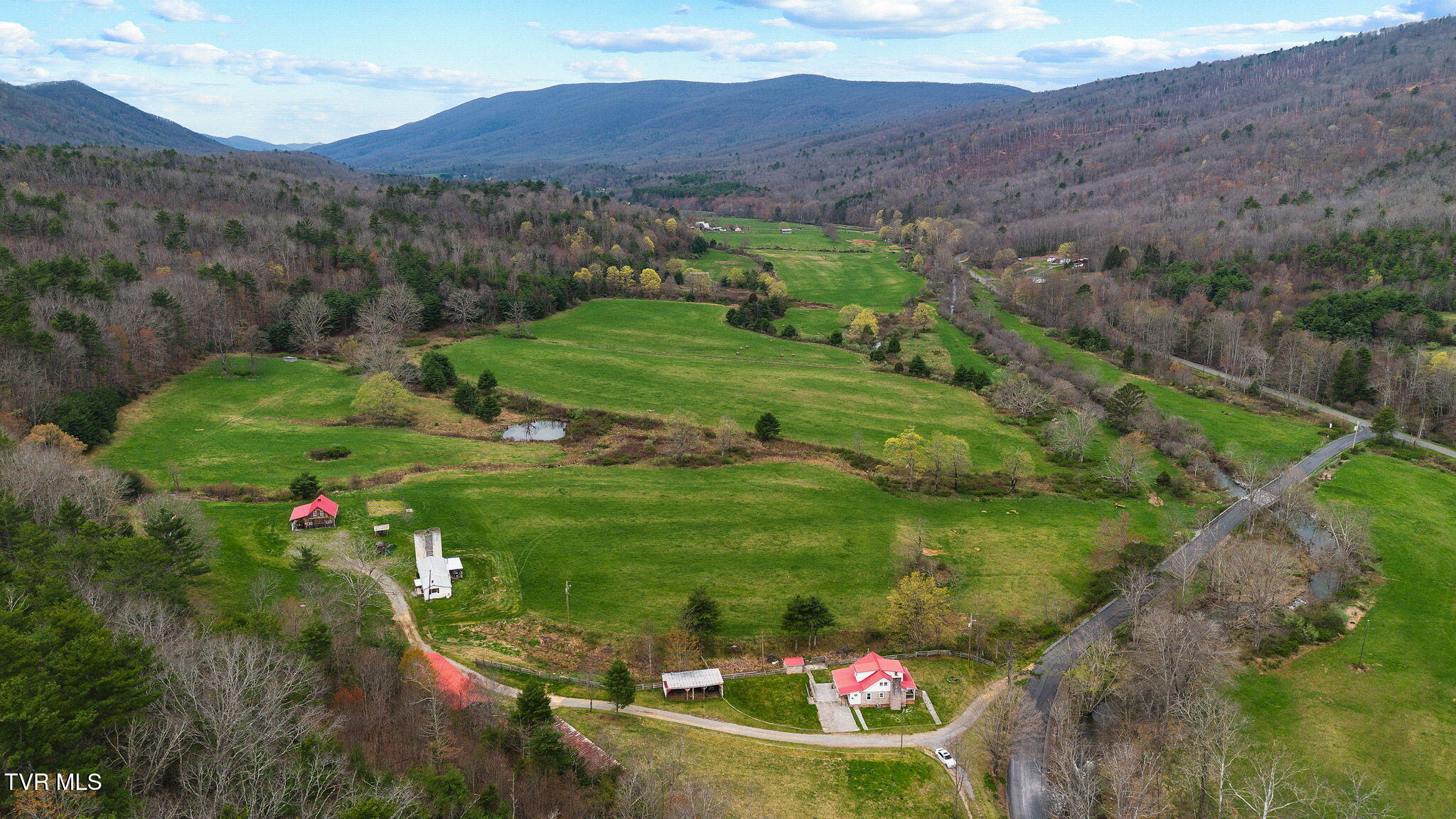 192 Hunting Camp Road Property Photo 1