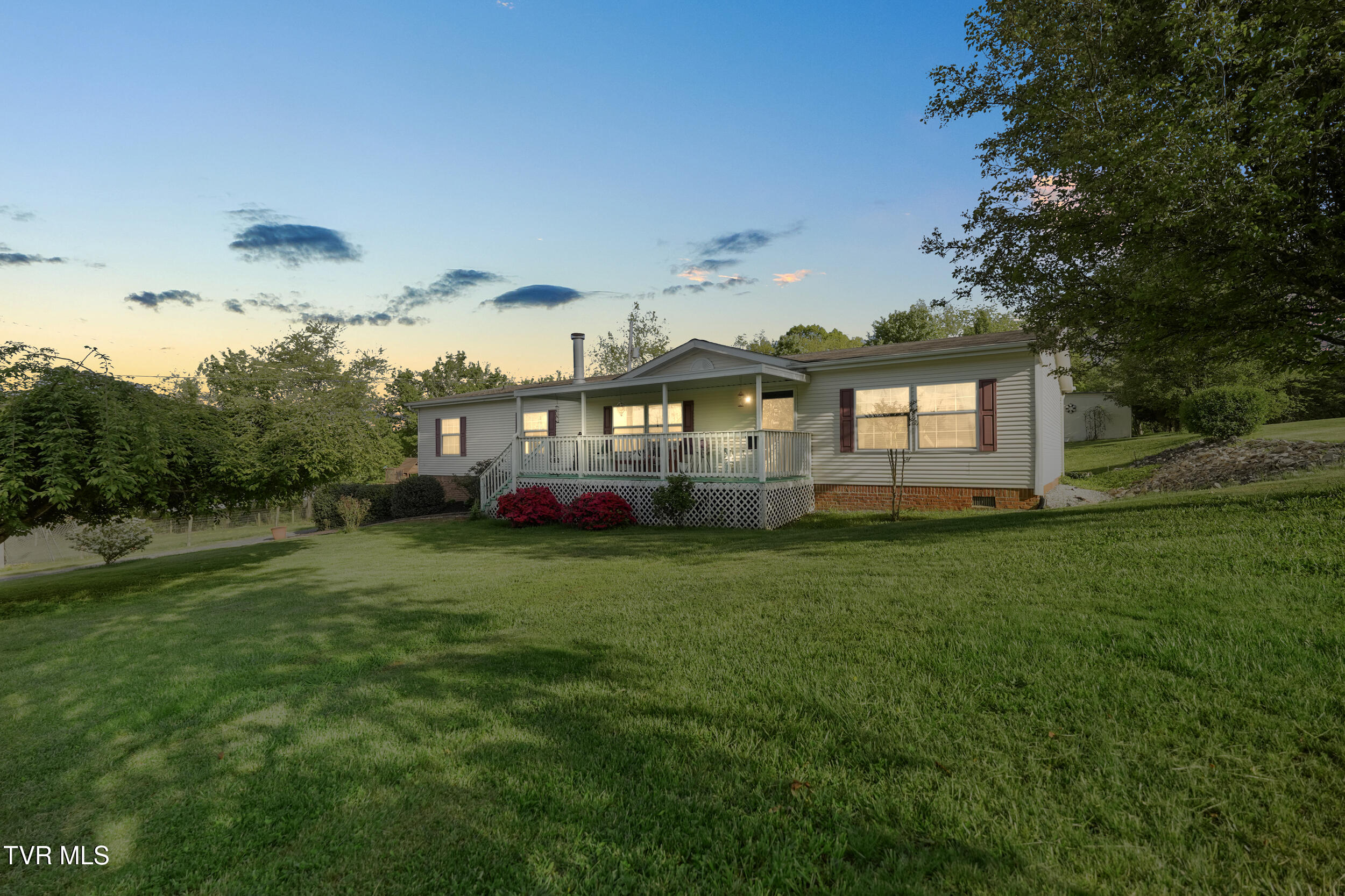 134 Shoemaker Lane Property Photo