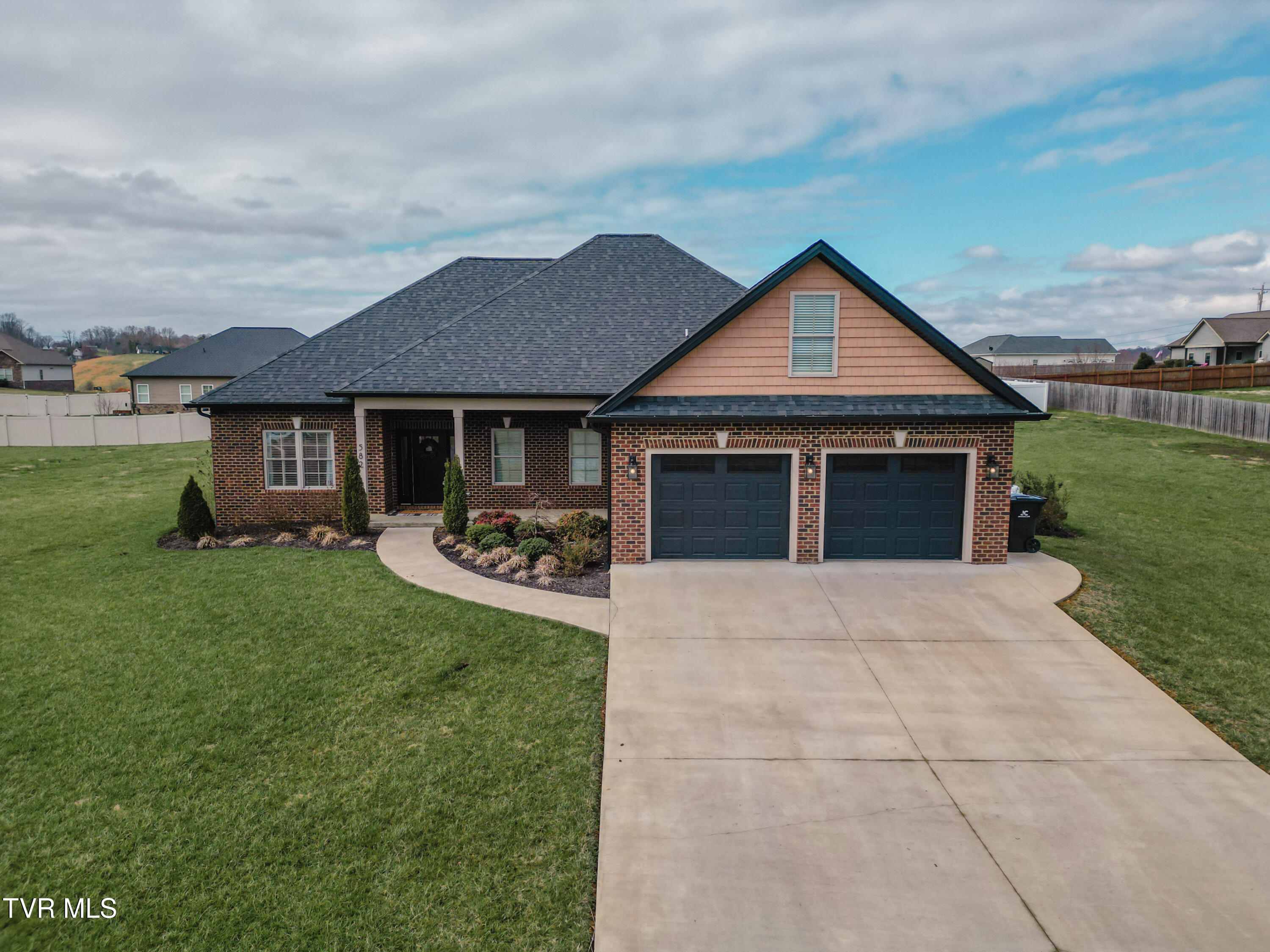 582 Brady Way Property Photo