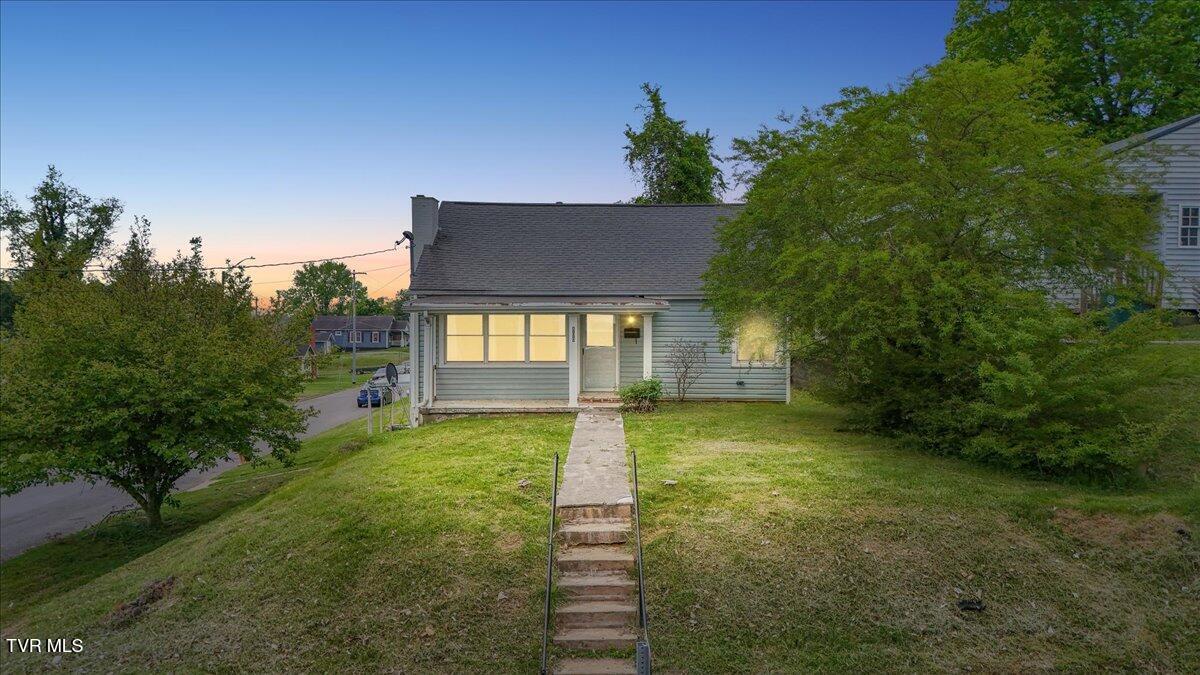 800 Pearl Street Property Photo 1