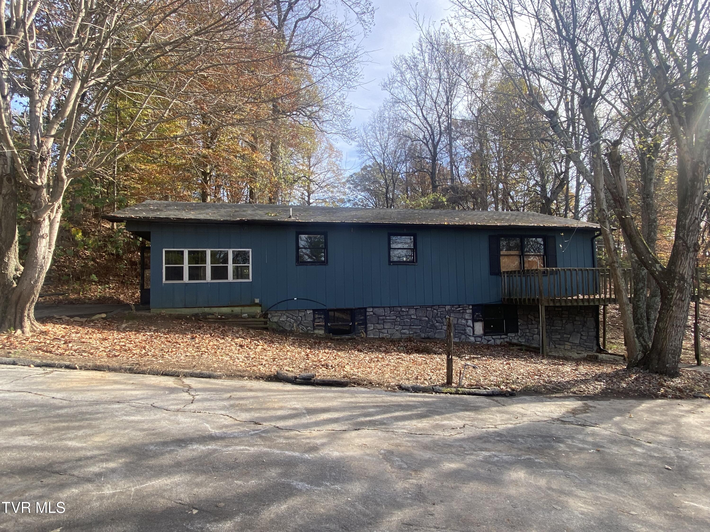 183 Bayless Road Property Photo