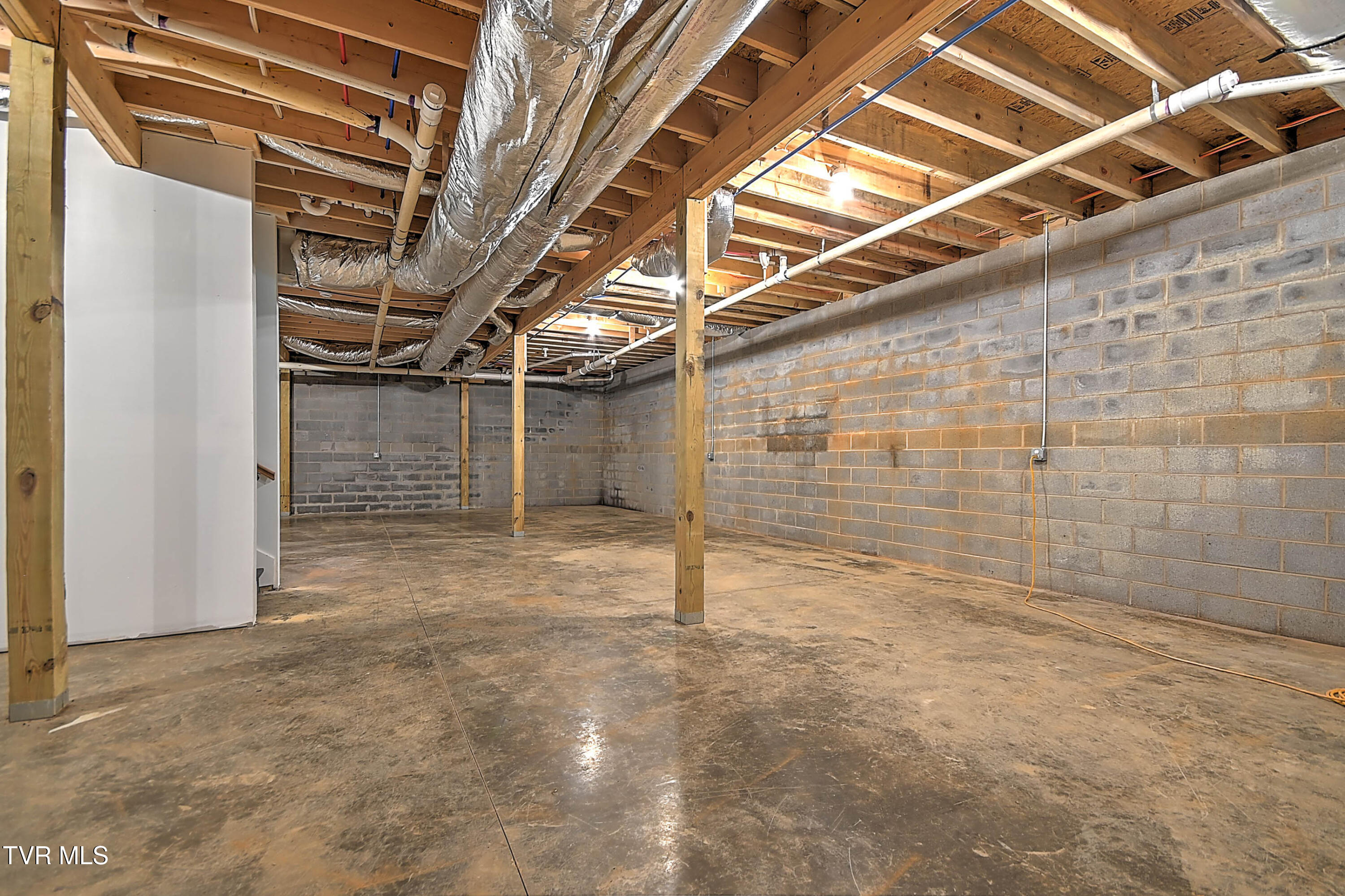 476 Norris Rd ( Bridle Path) Road Property Photo 37