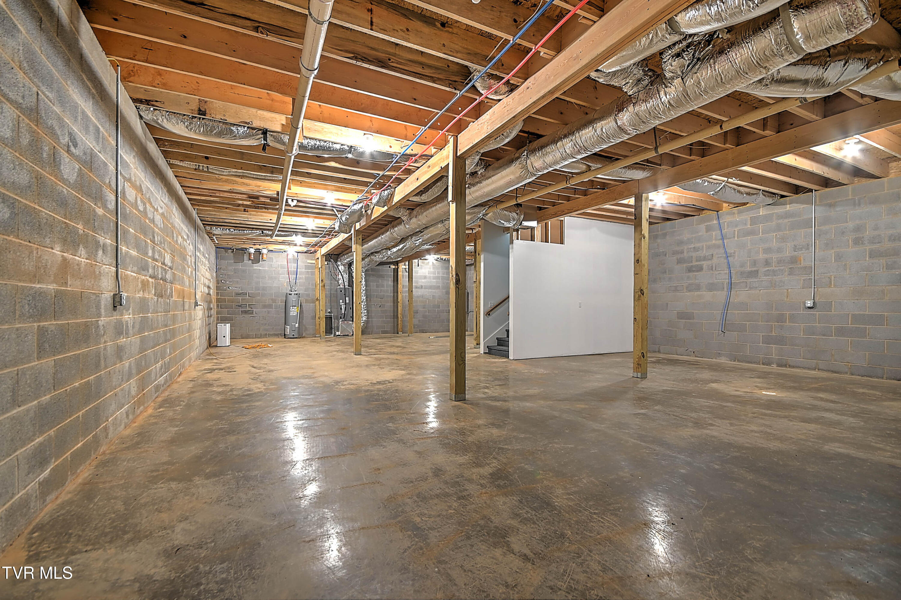 476 Norris Rd ( Bridle Path) Road Property Photo 39