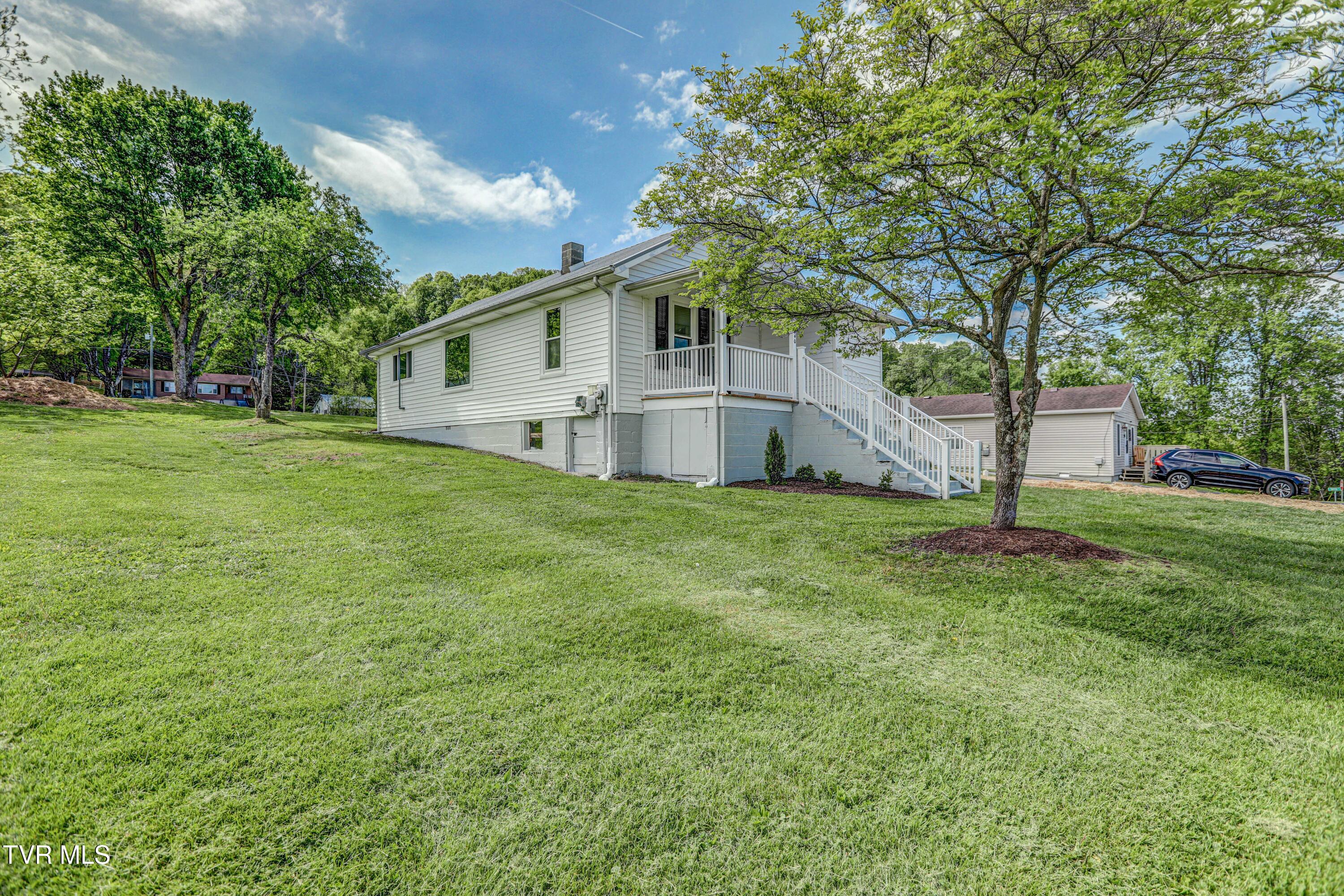 2640 Broad Street Property Photo