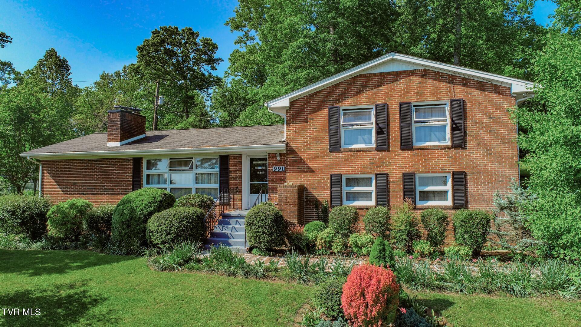 991 Missionary Ridge Rd Property Photo 1