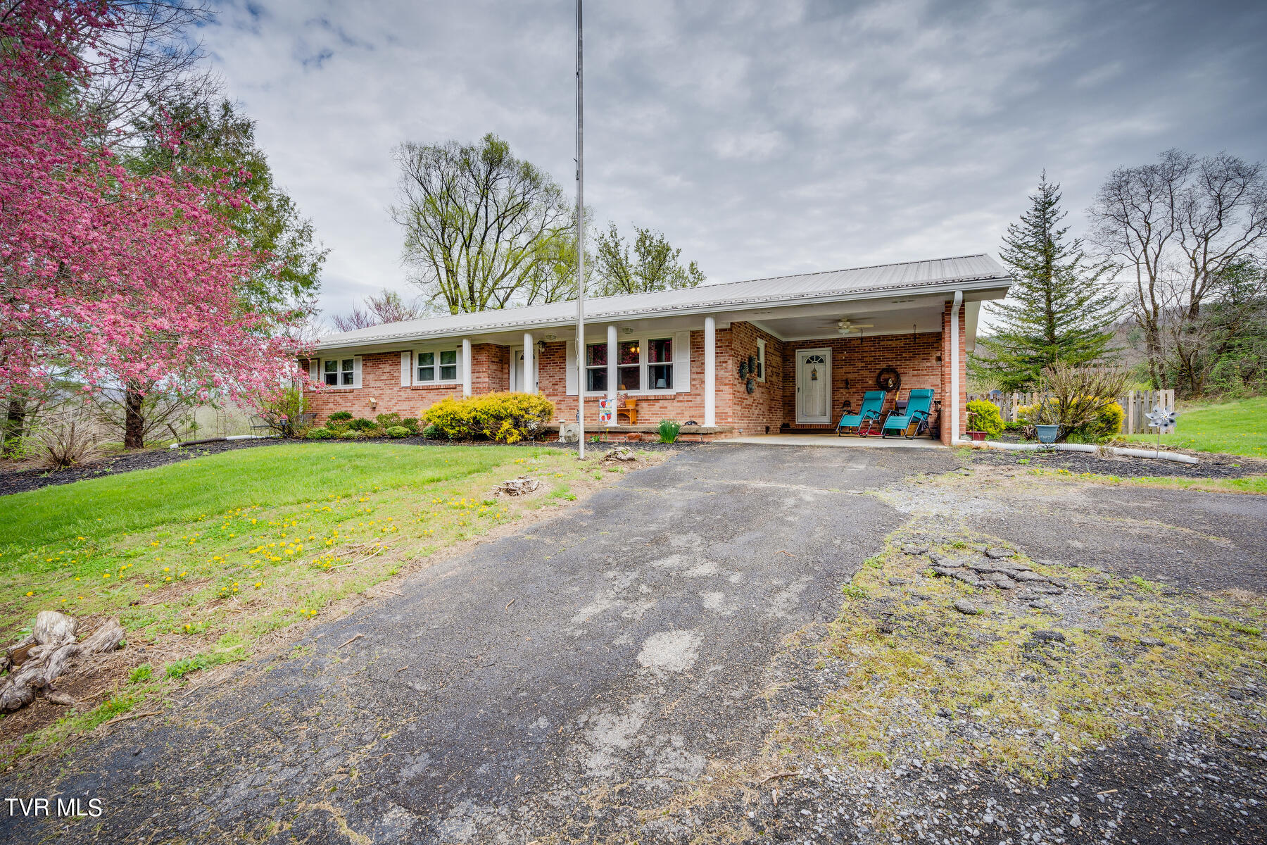 2488 Tn-133 Property Photo 1