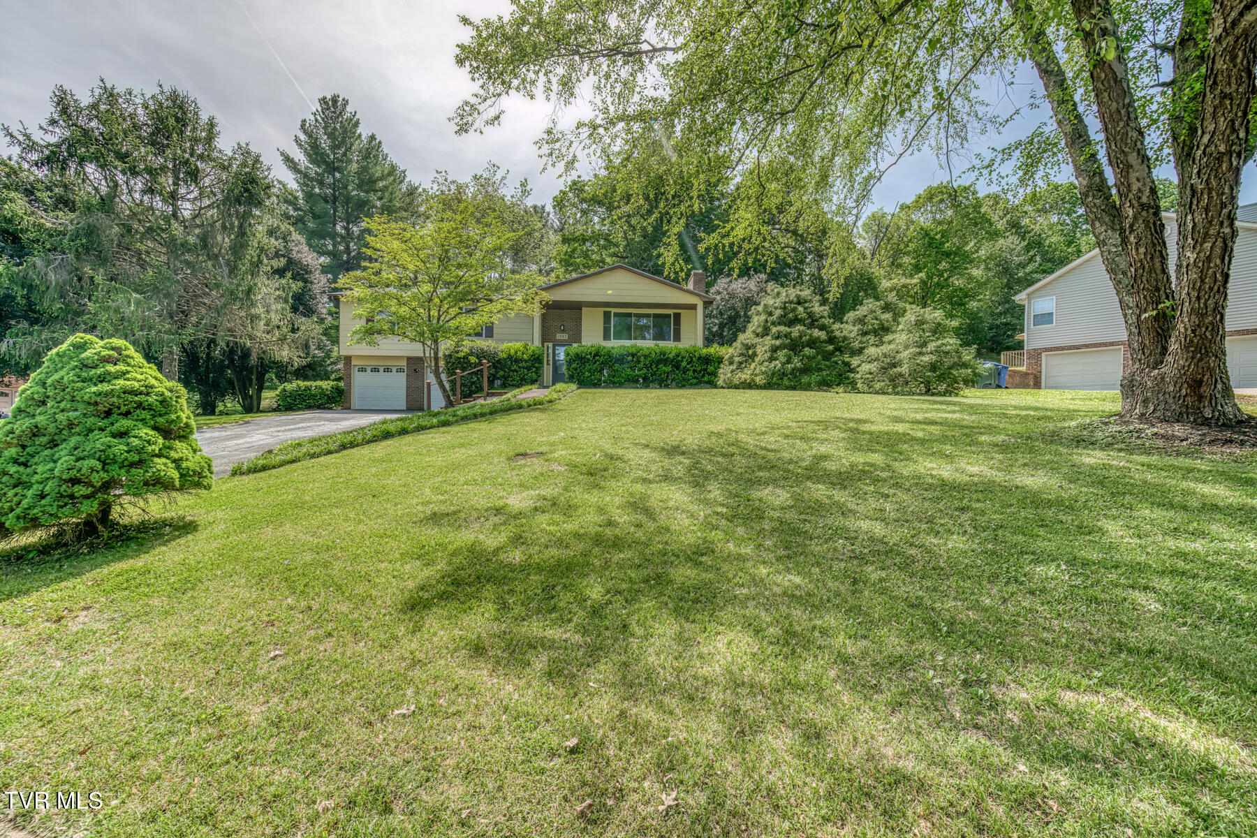 1207 Kevin Lane Property Photo