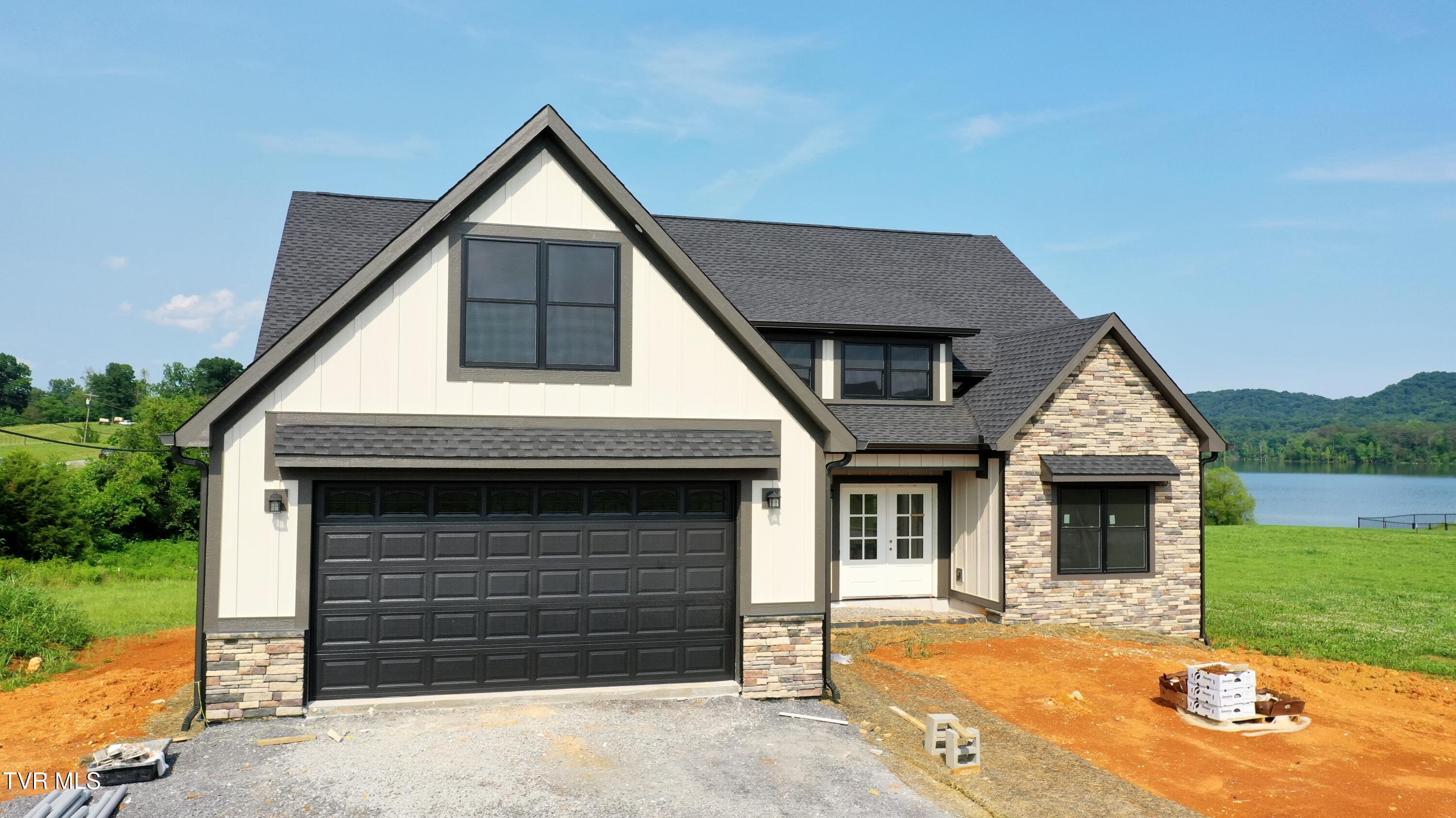 165 Masters Lane Property Photo 1
