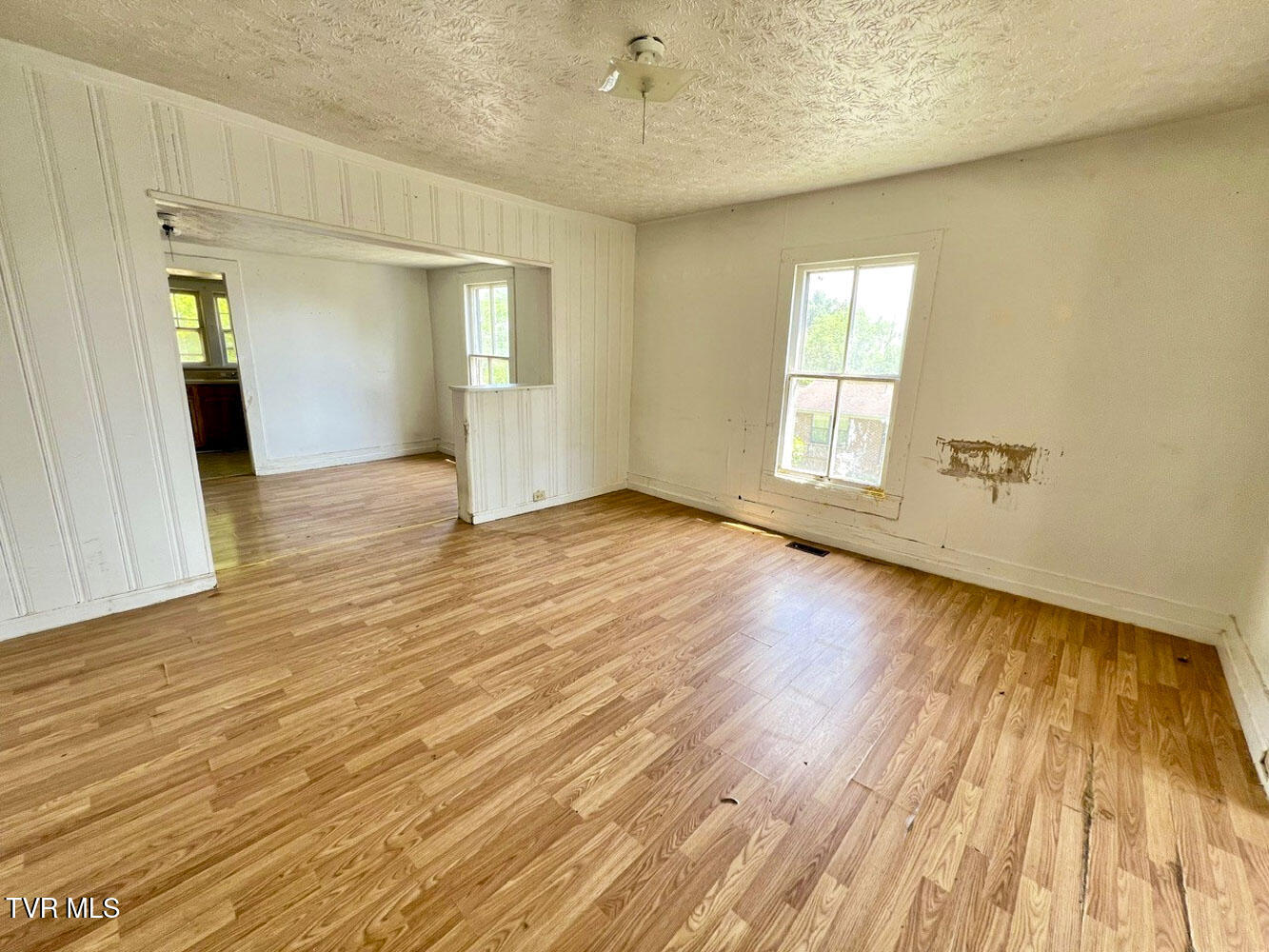 1918 Williams Avenue Property Photo 11