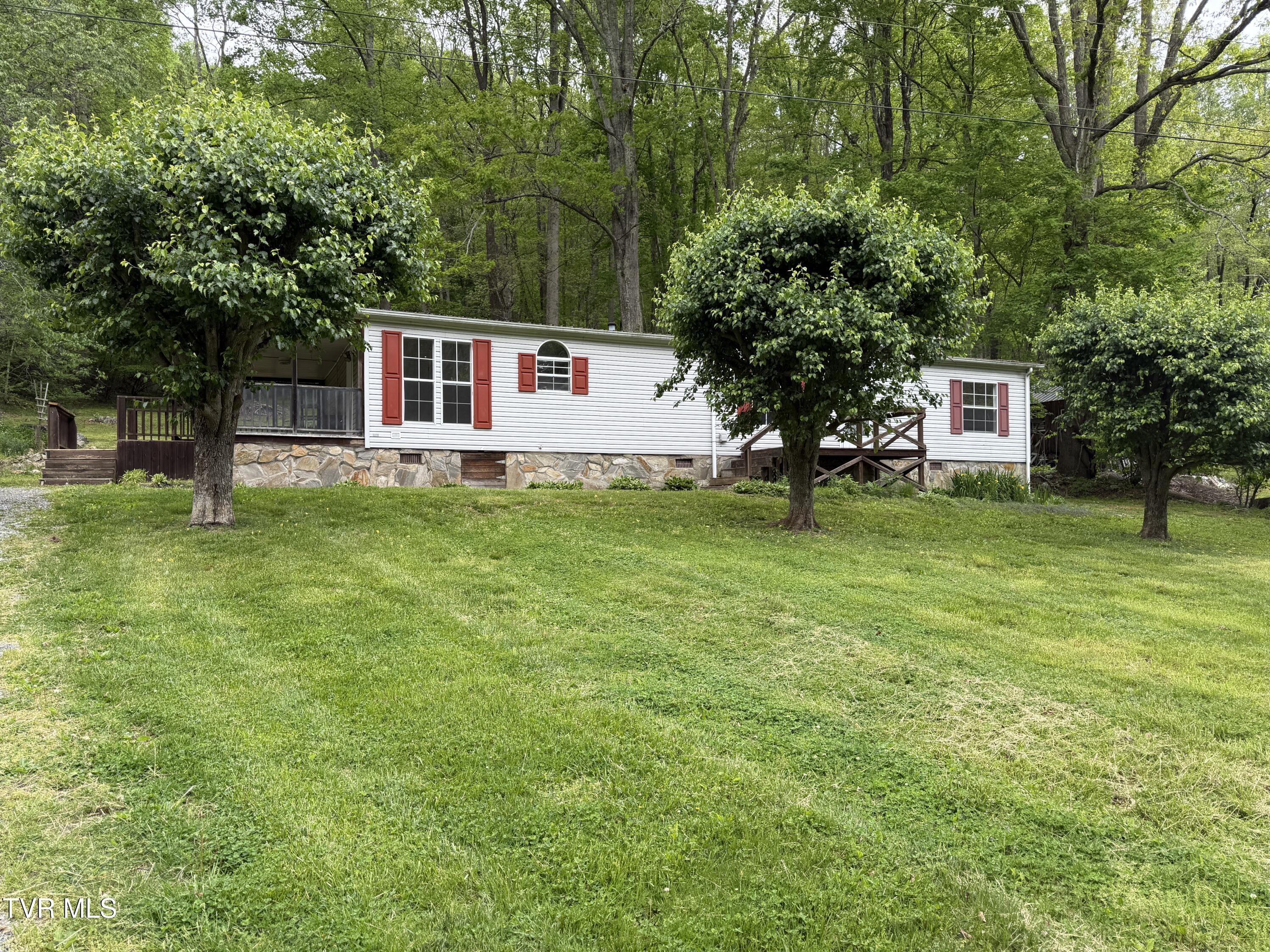136 Gentry Mountain Road Property Photo