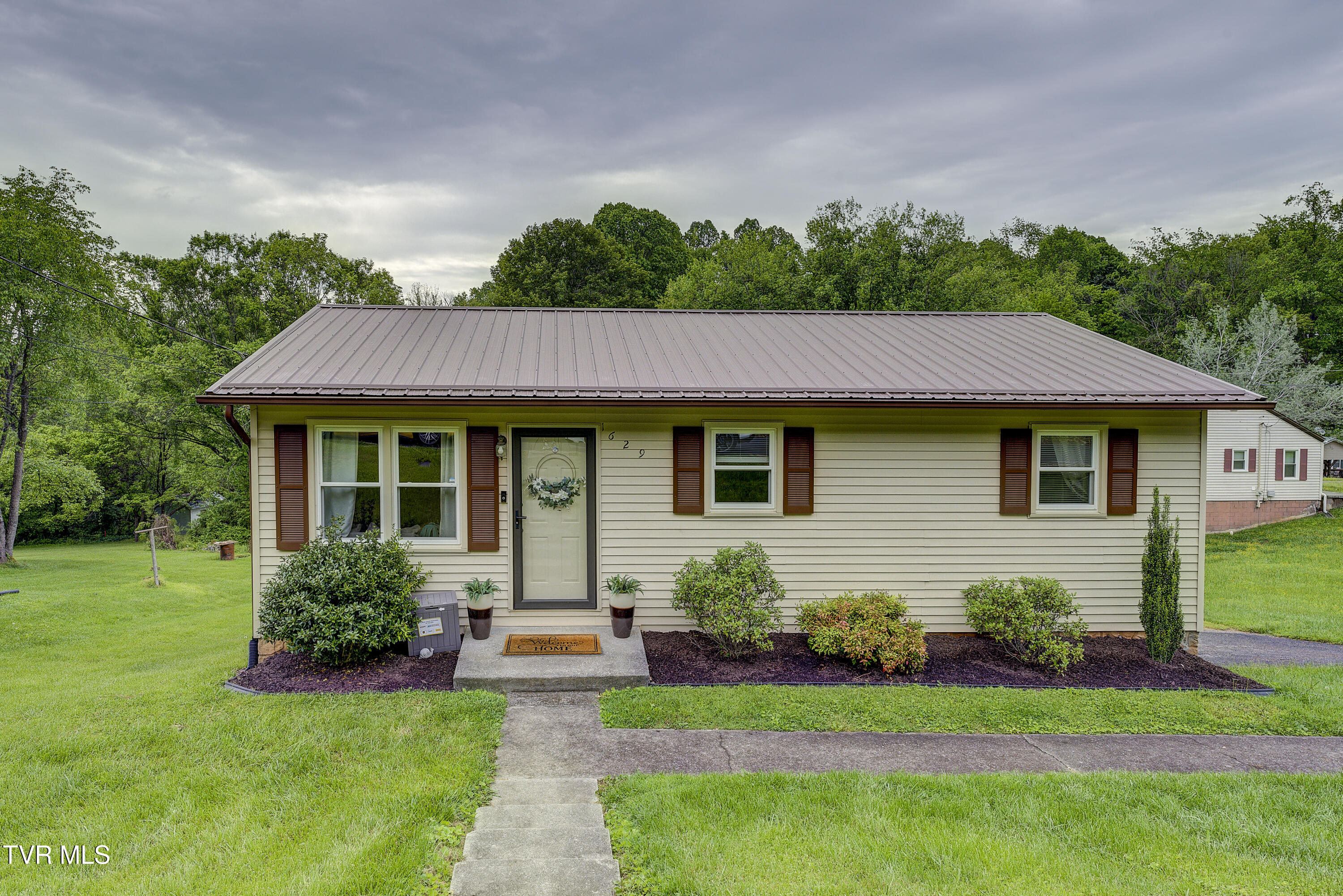 1629 Central Avenue Property Photo