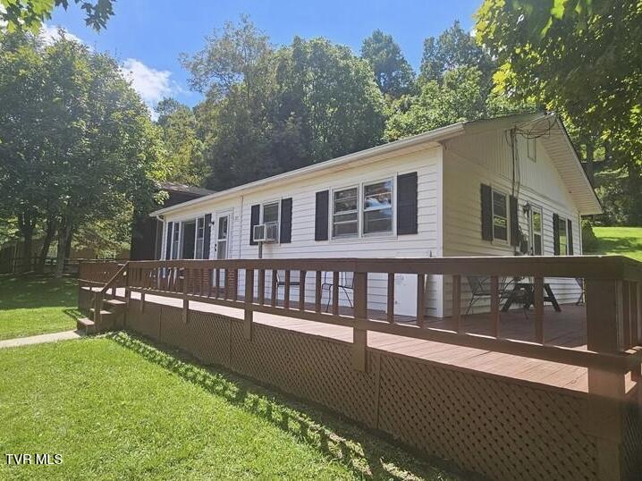 211 Arthur G Caudill Road Property Photo 1