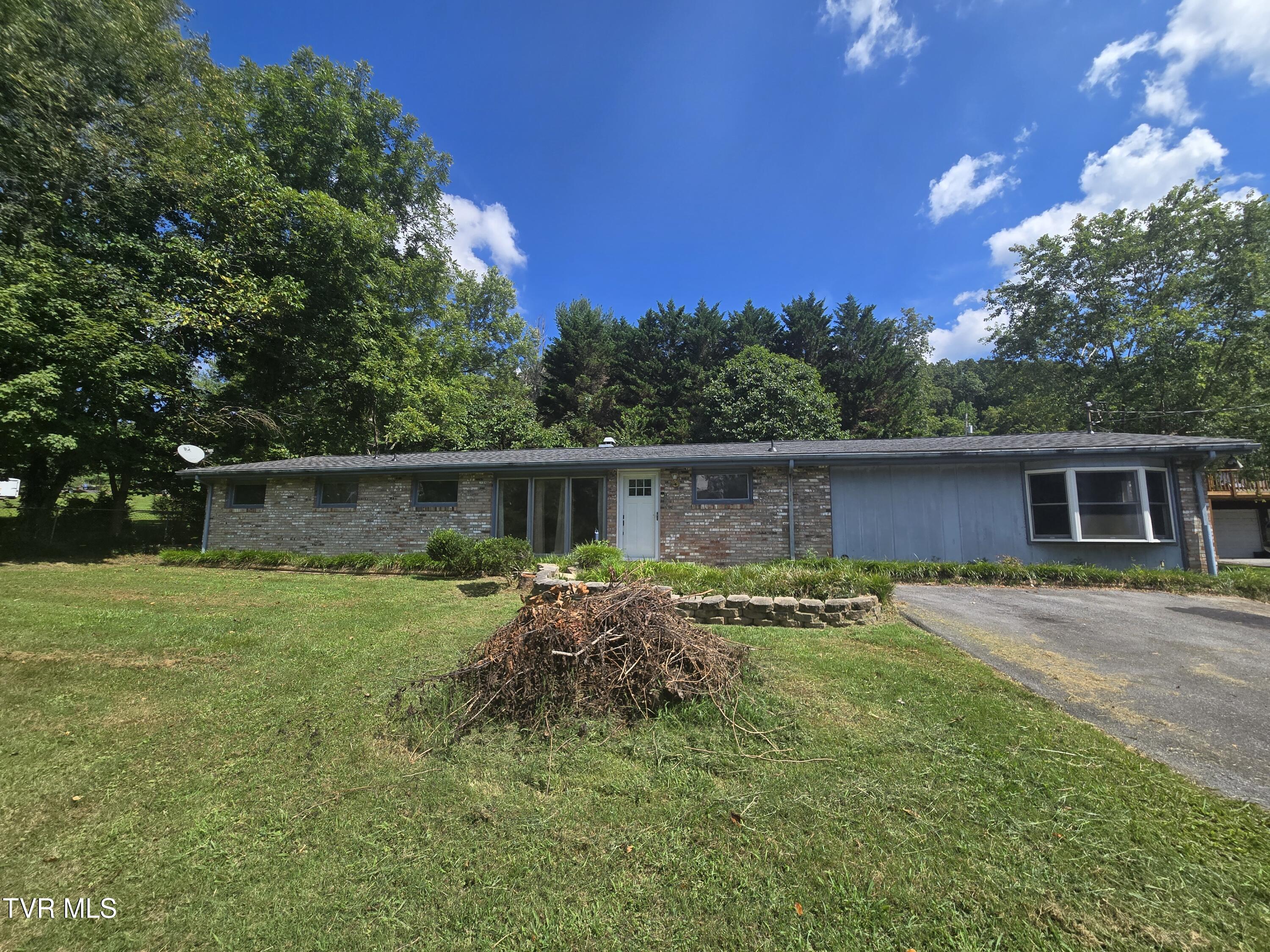 1583 Rock Springs Road Property Photo