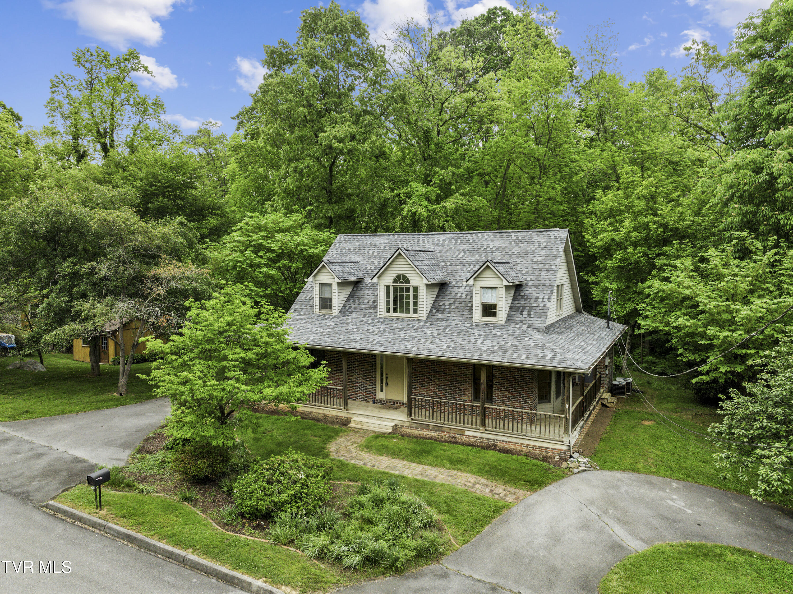 239 Cabindale Road Property Photo