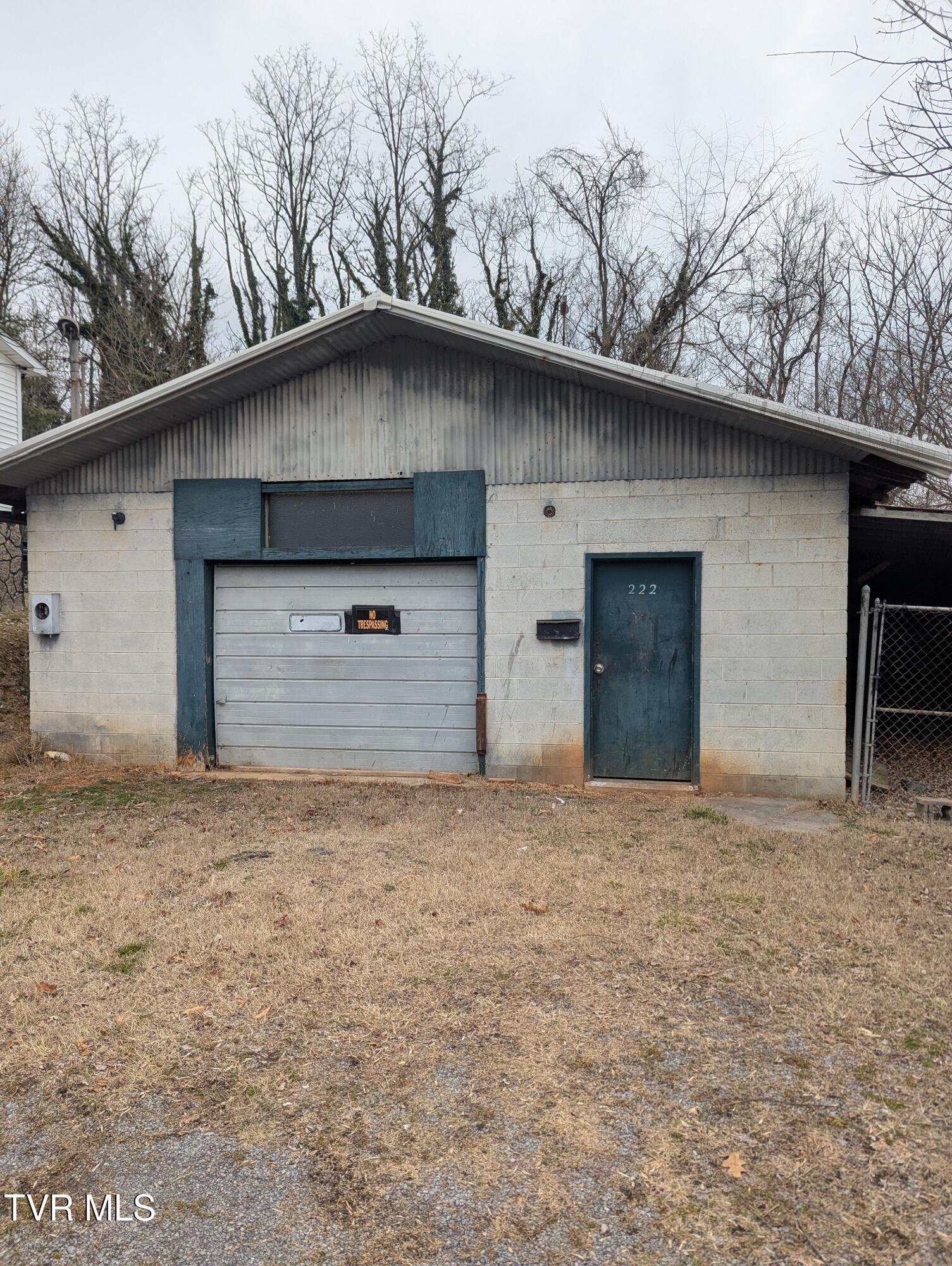 222 Emmett Street Property Photo