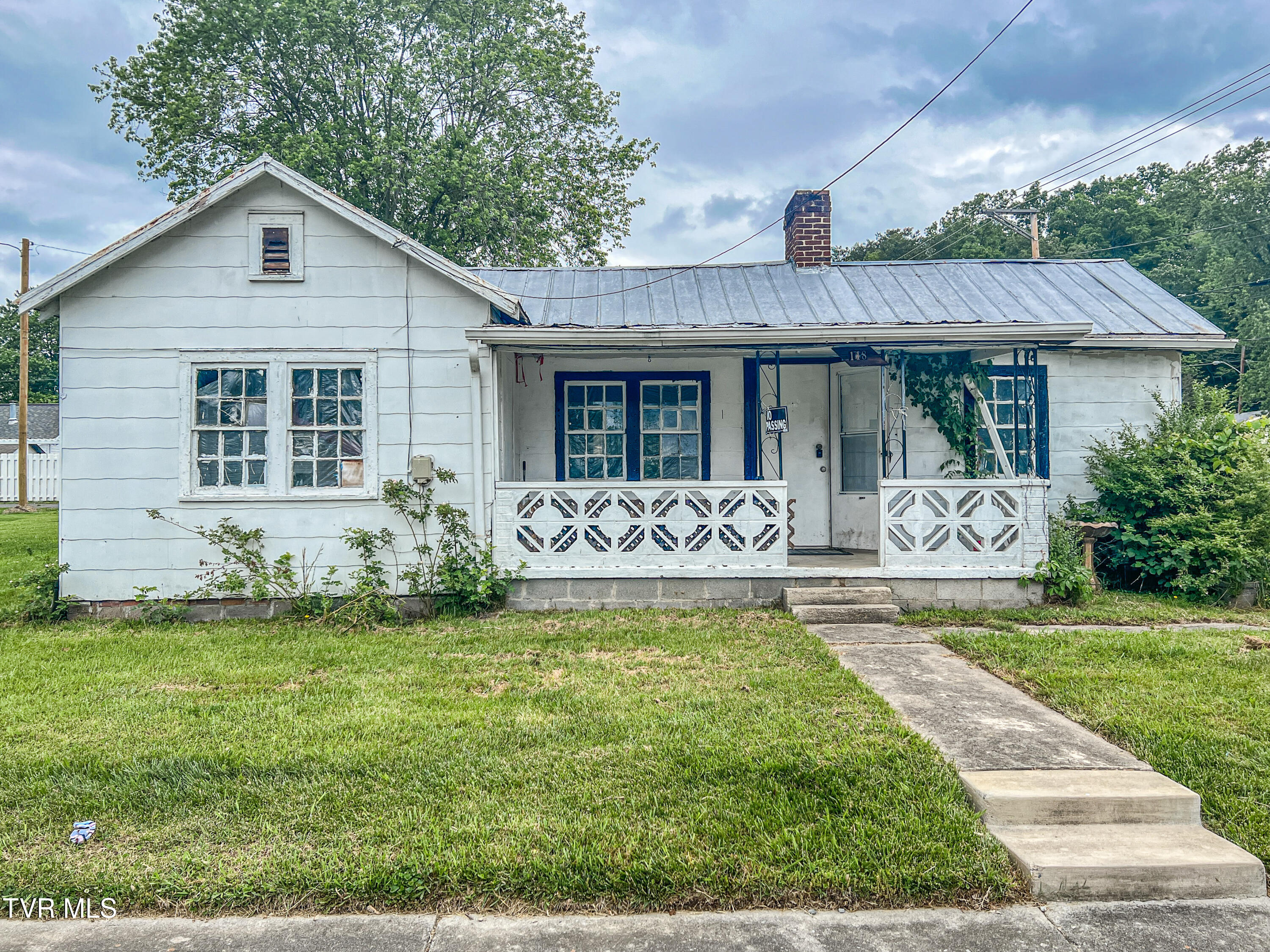 118 E Millpond Street Property Photo
