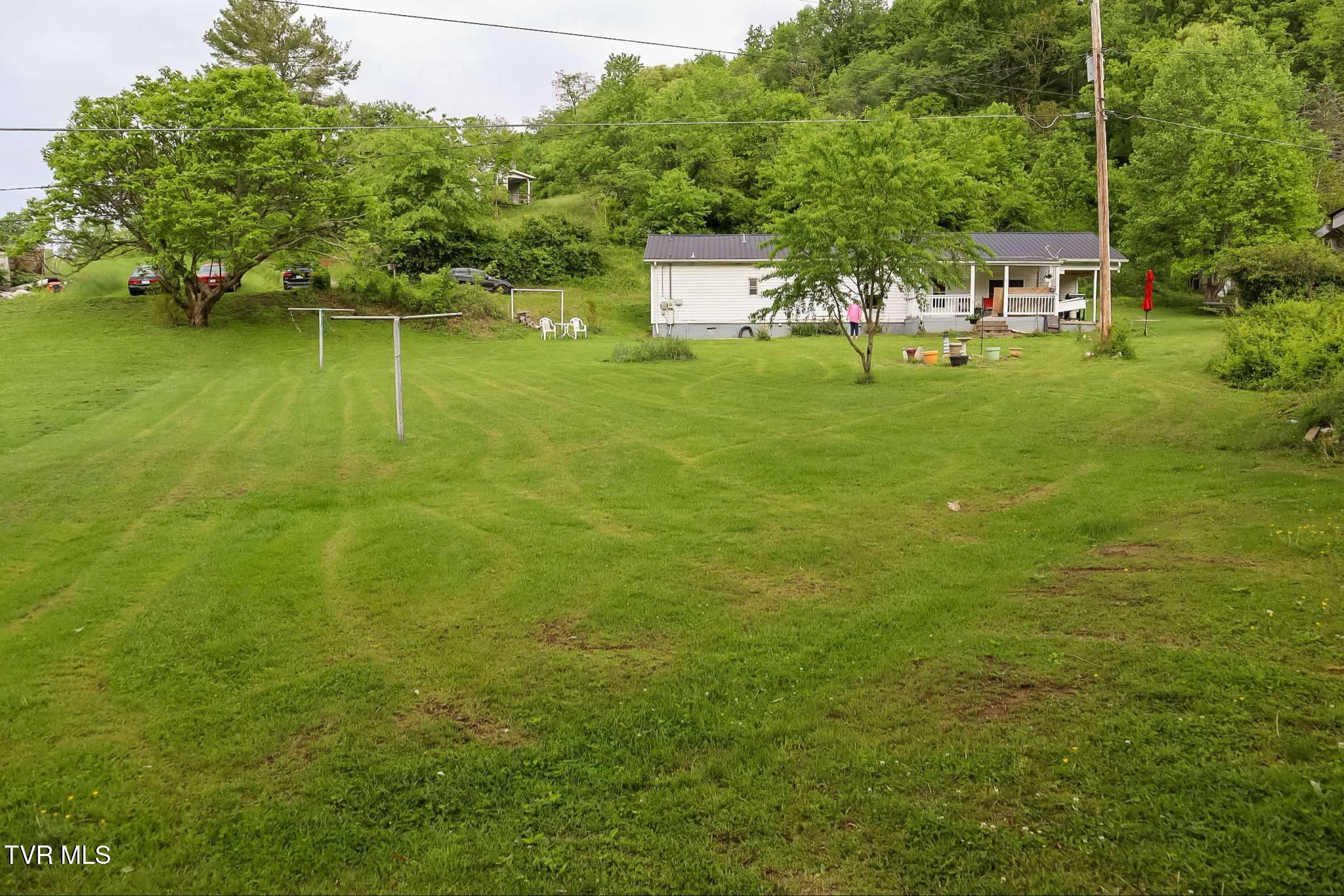 3871 Roundtop Circle Property Photo 1
