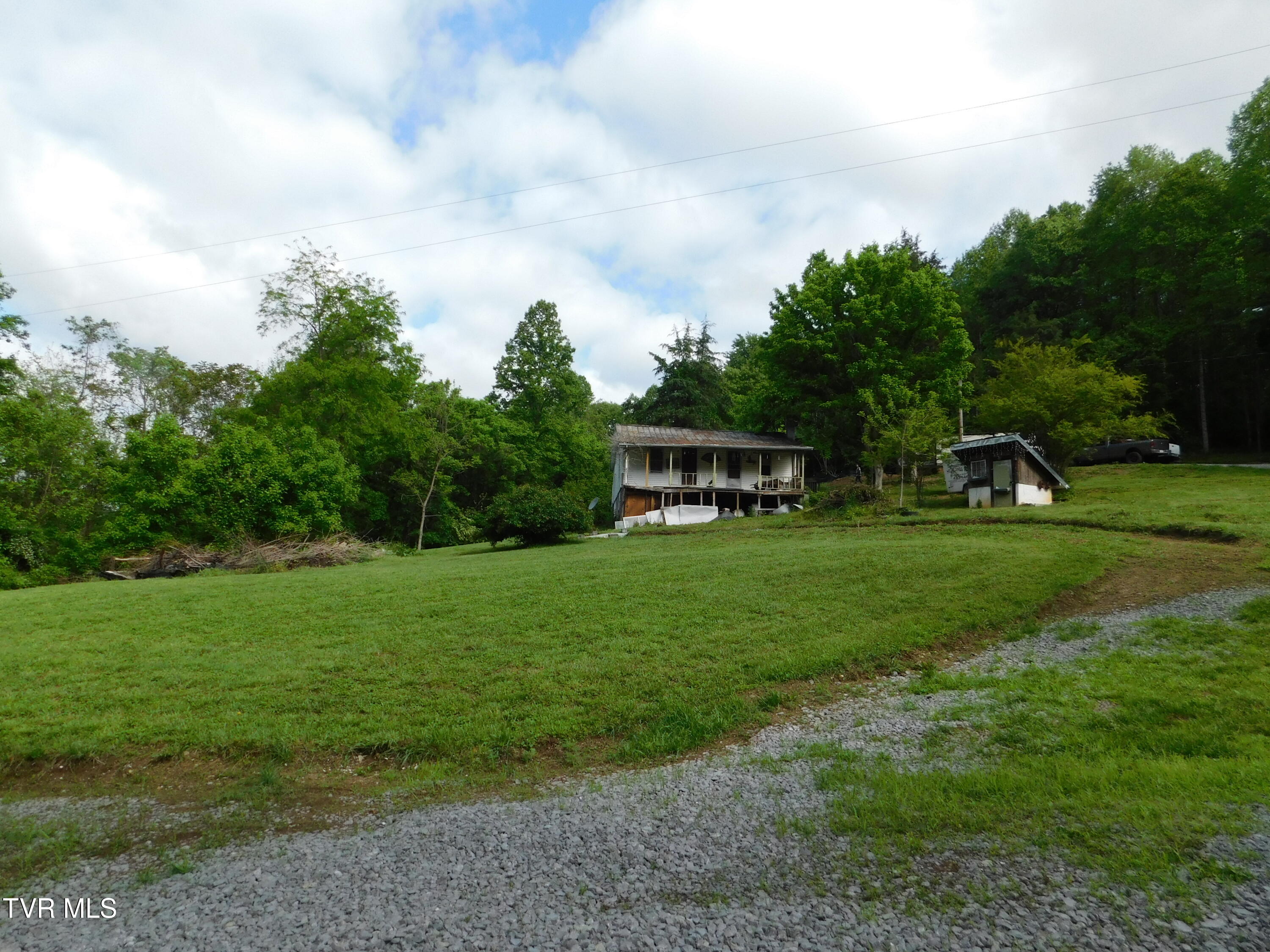 4314 Big Hill Road Property Photo