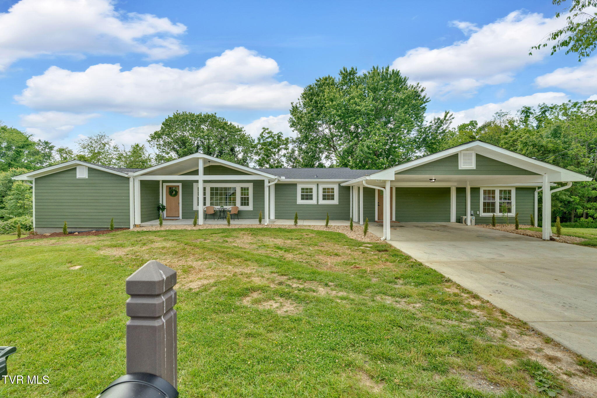 248 Dean Archer Road Property Photo