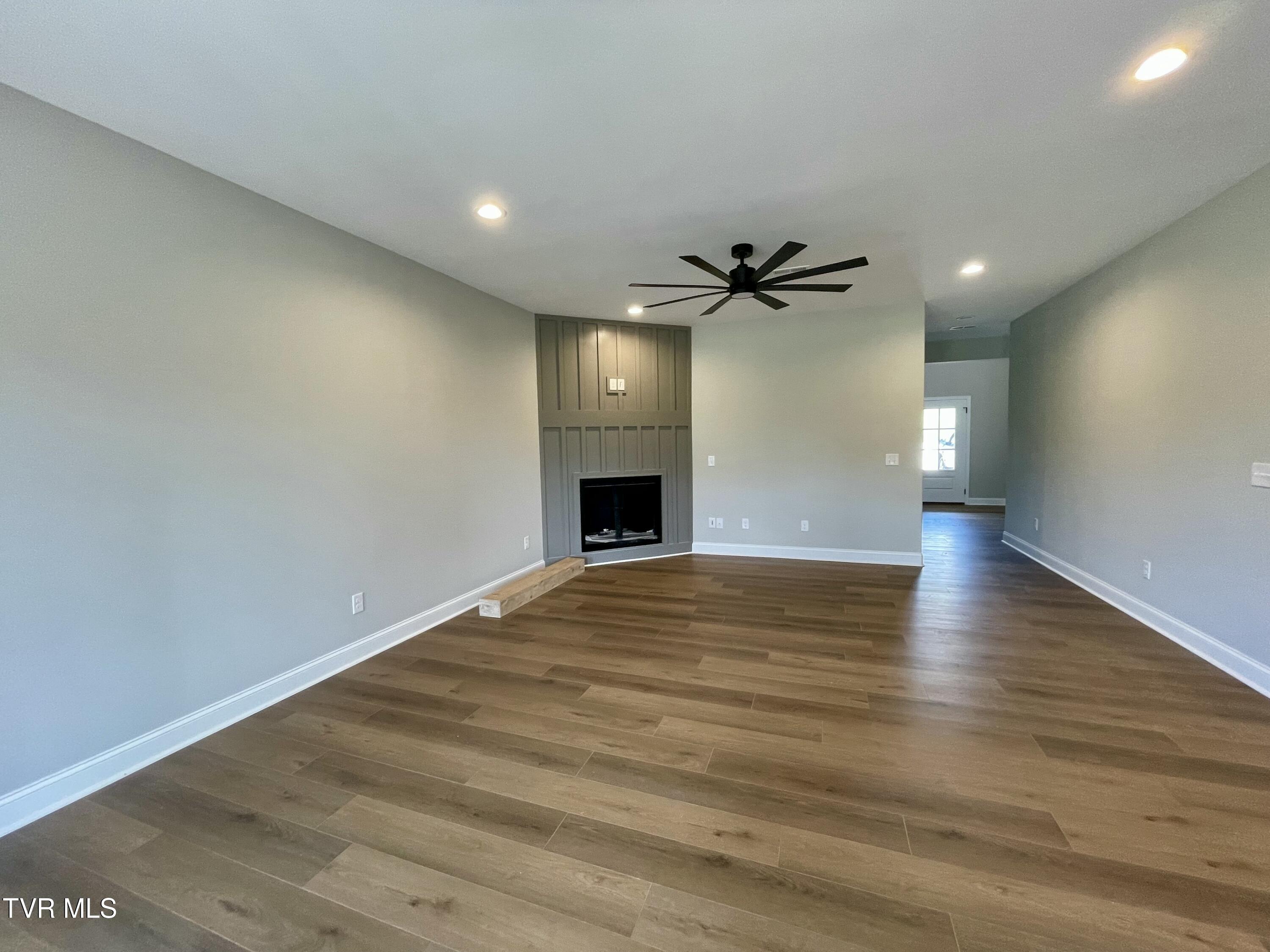 265 Greenwood Road Property Photo