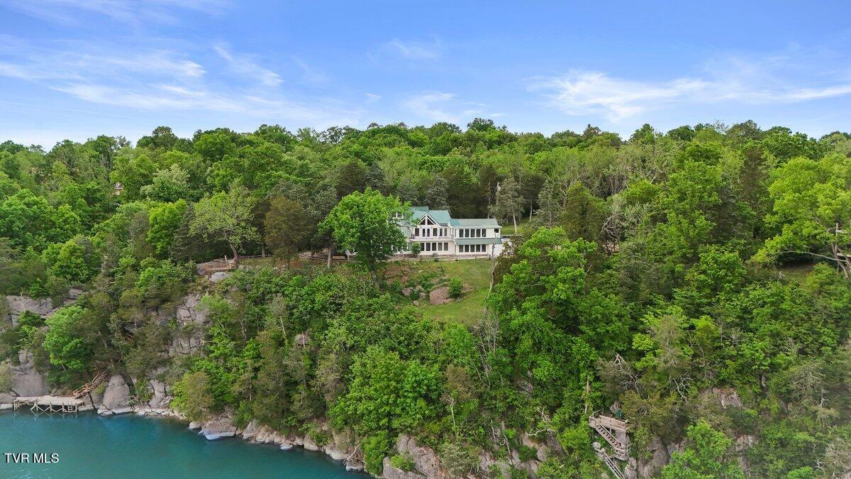 651 Rangewood Road Property Photo