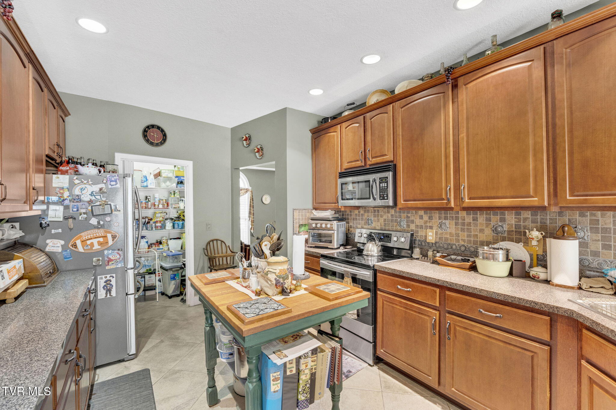1218 Fieldstone Drive Property Photo 16