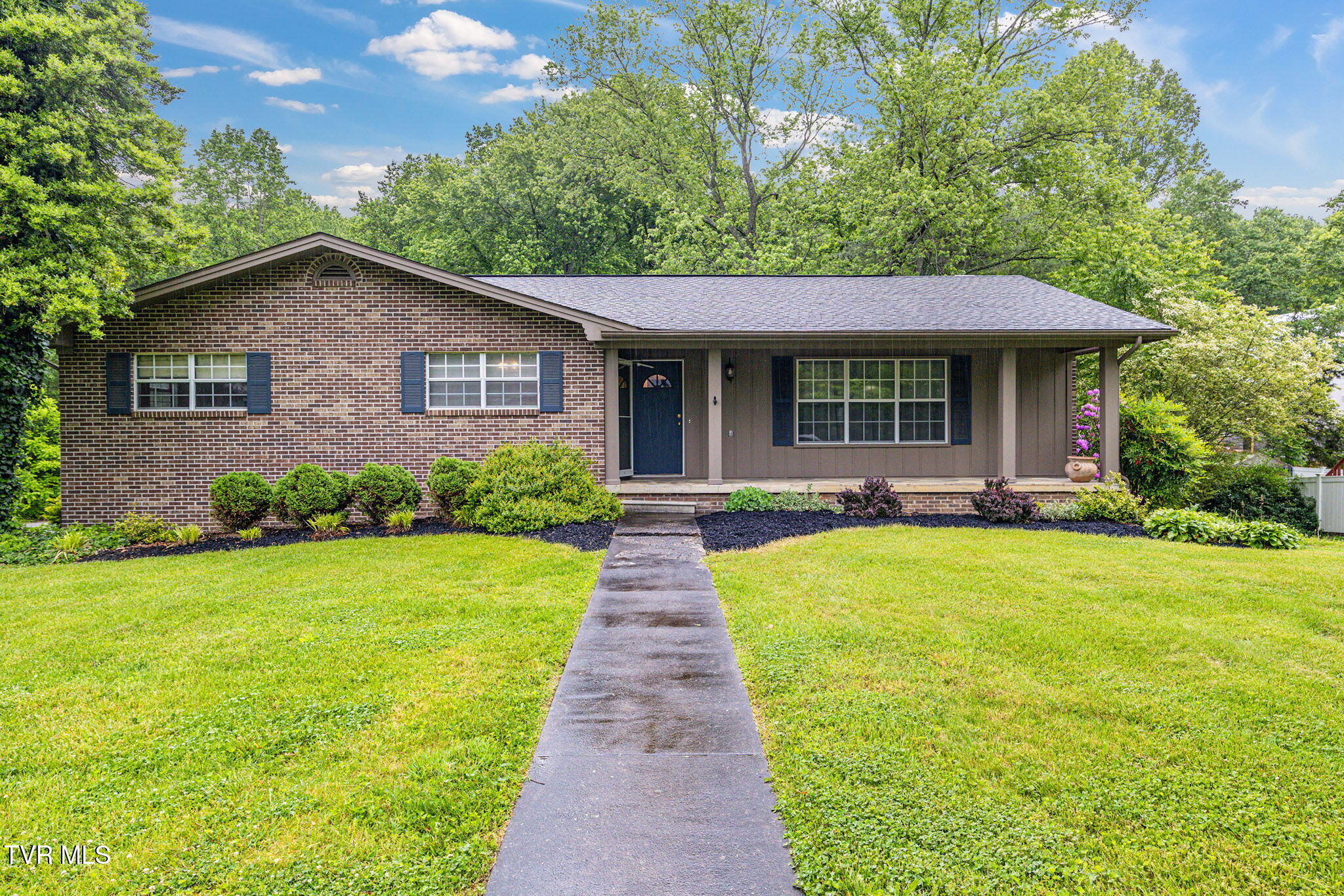 1520 Sun Valley Drive Property Photo